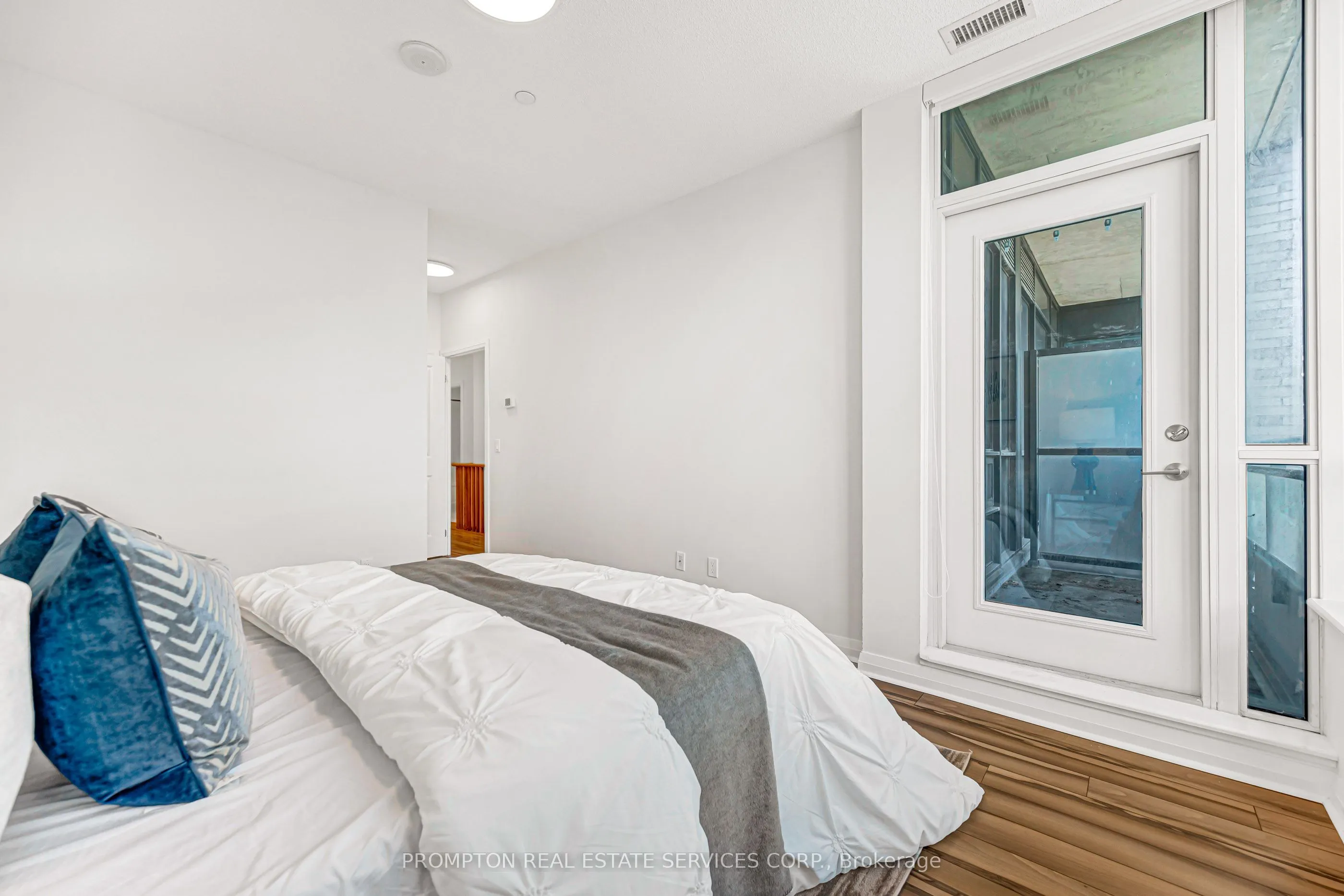 55 Eglinton Avenue W #108