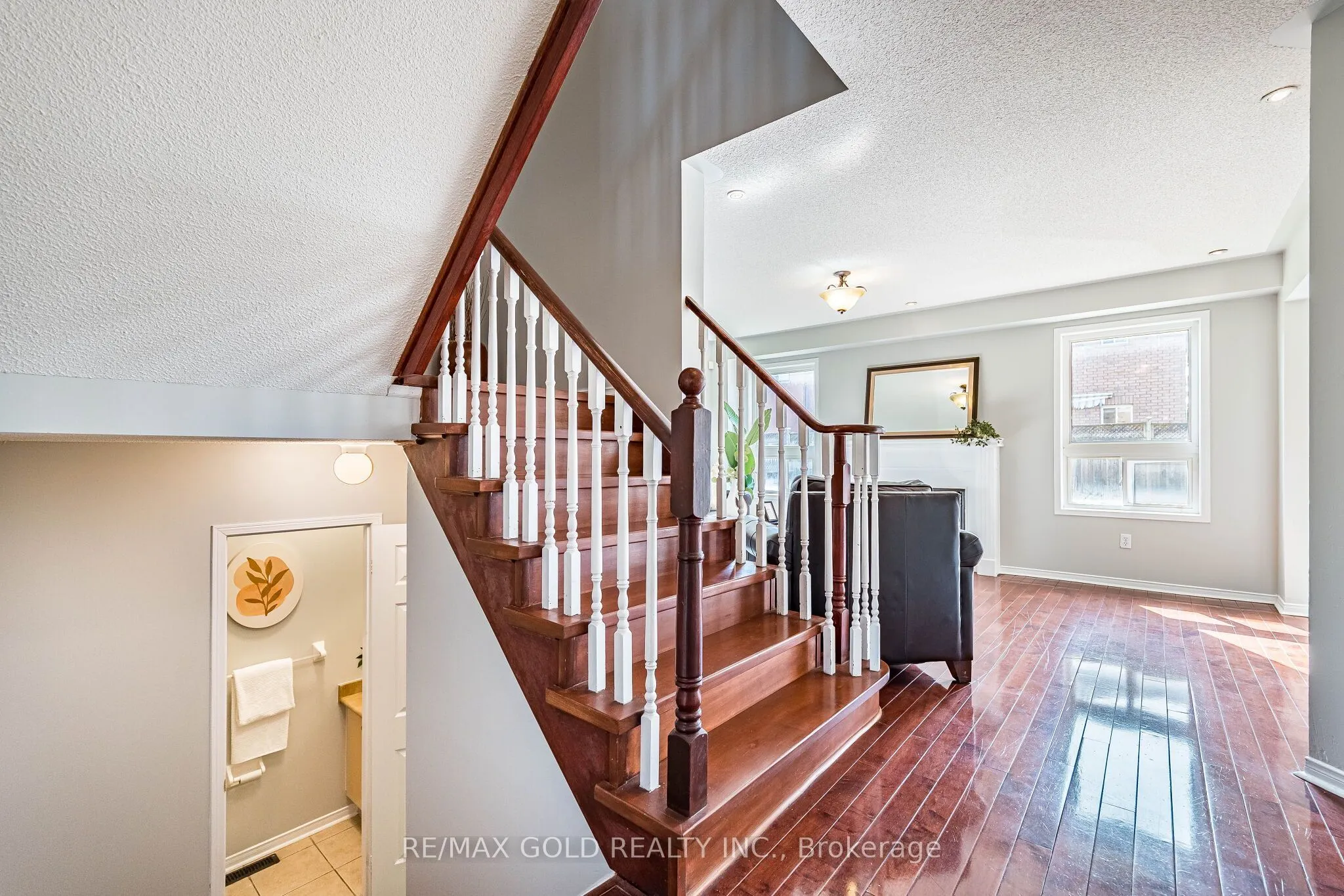 77 Schooner Drive