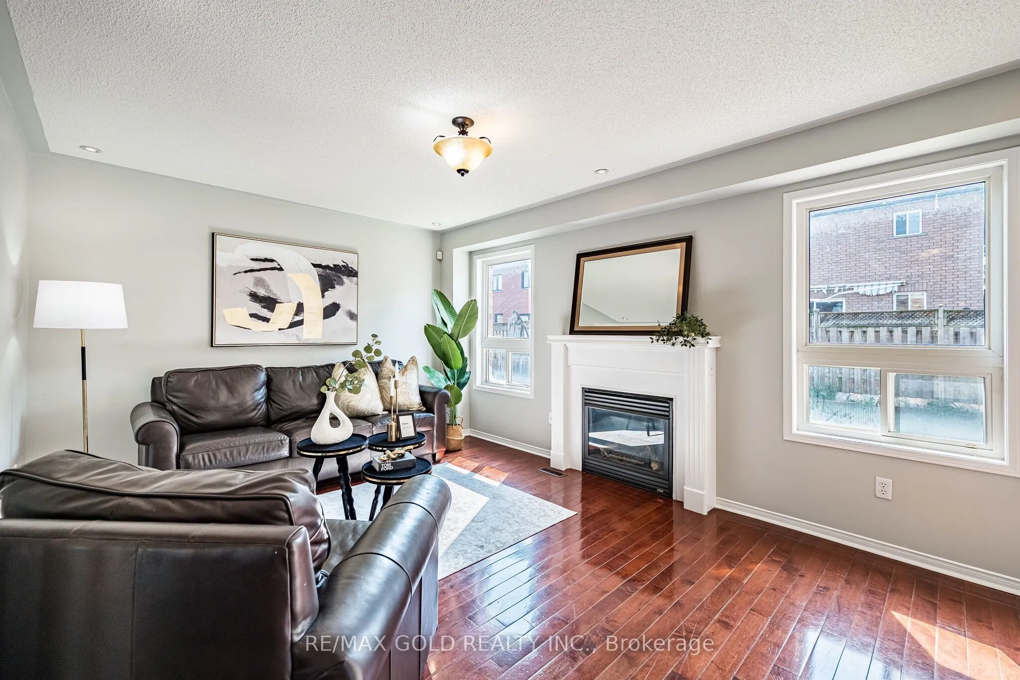 77 Schooner Drive