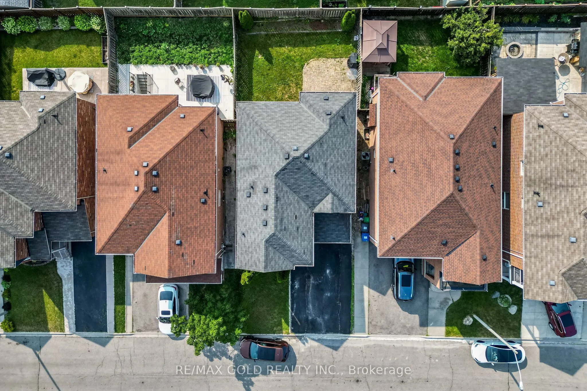 77 Schooner Drive