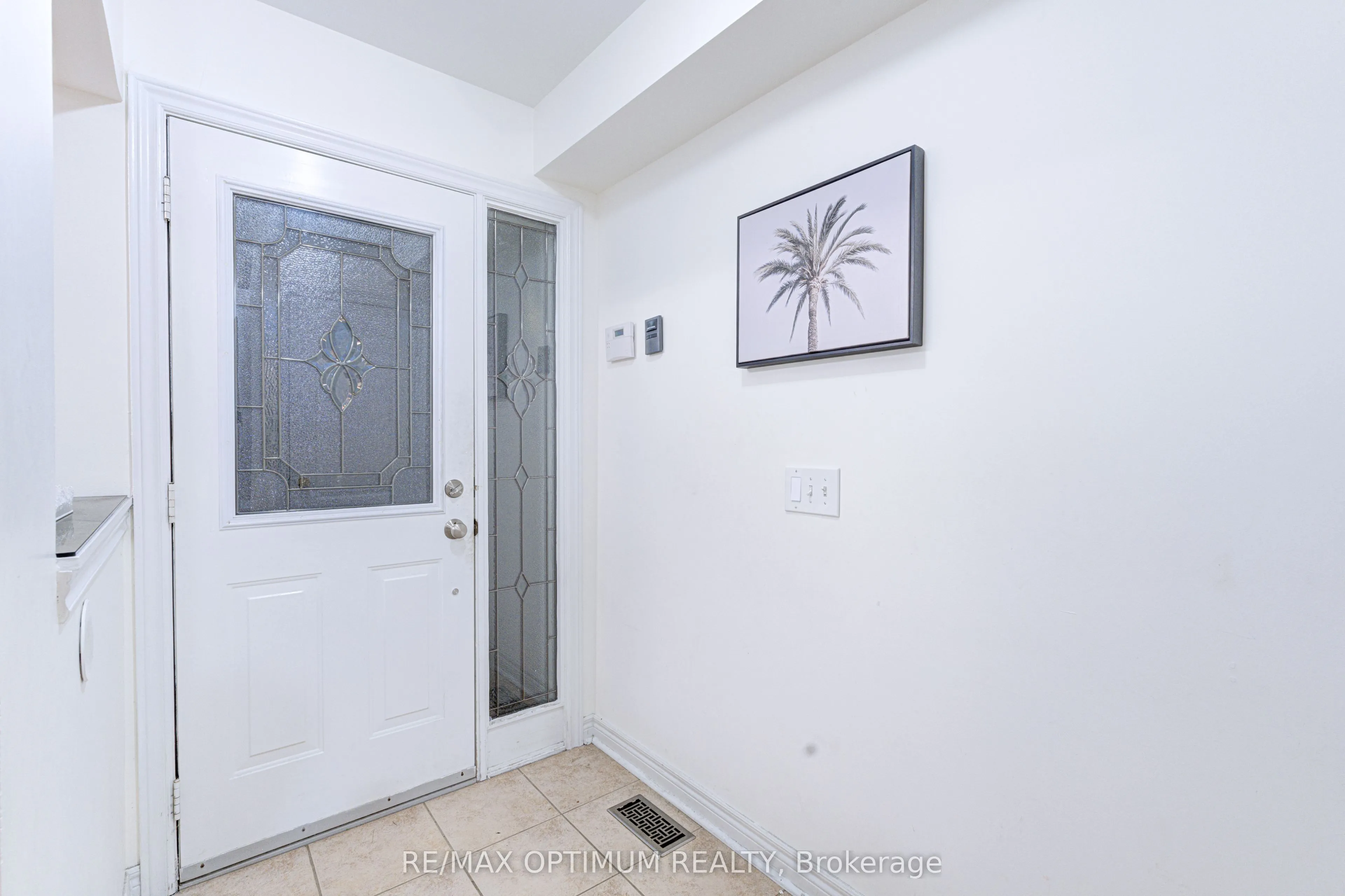 1829 Samuelson Circle