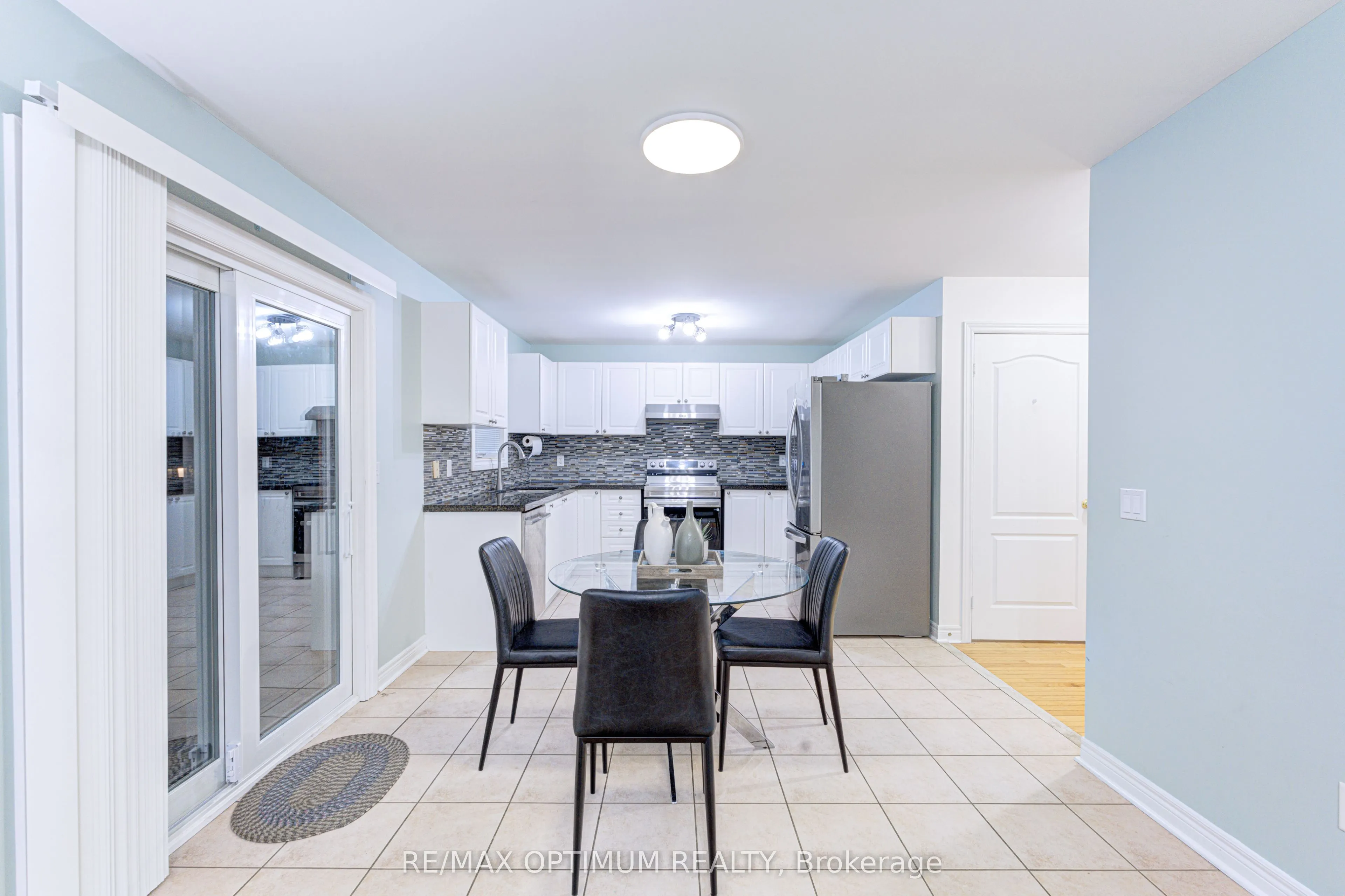1829 Samuelson Circle