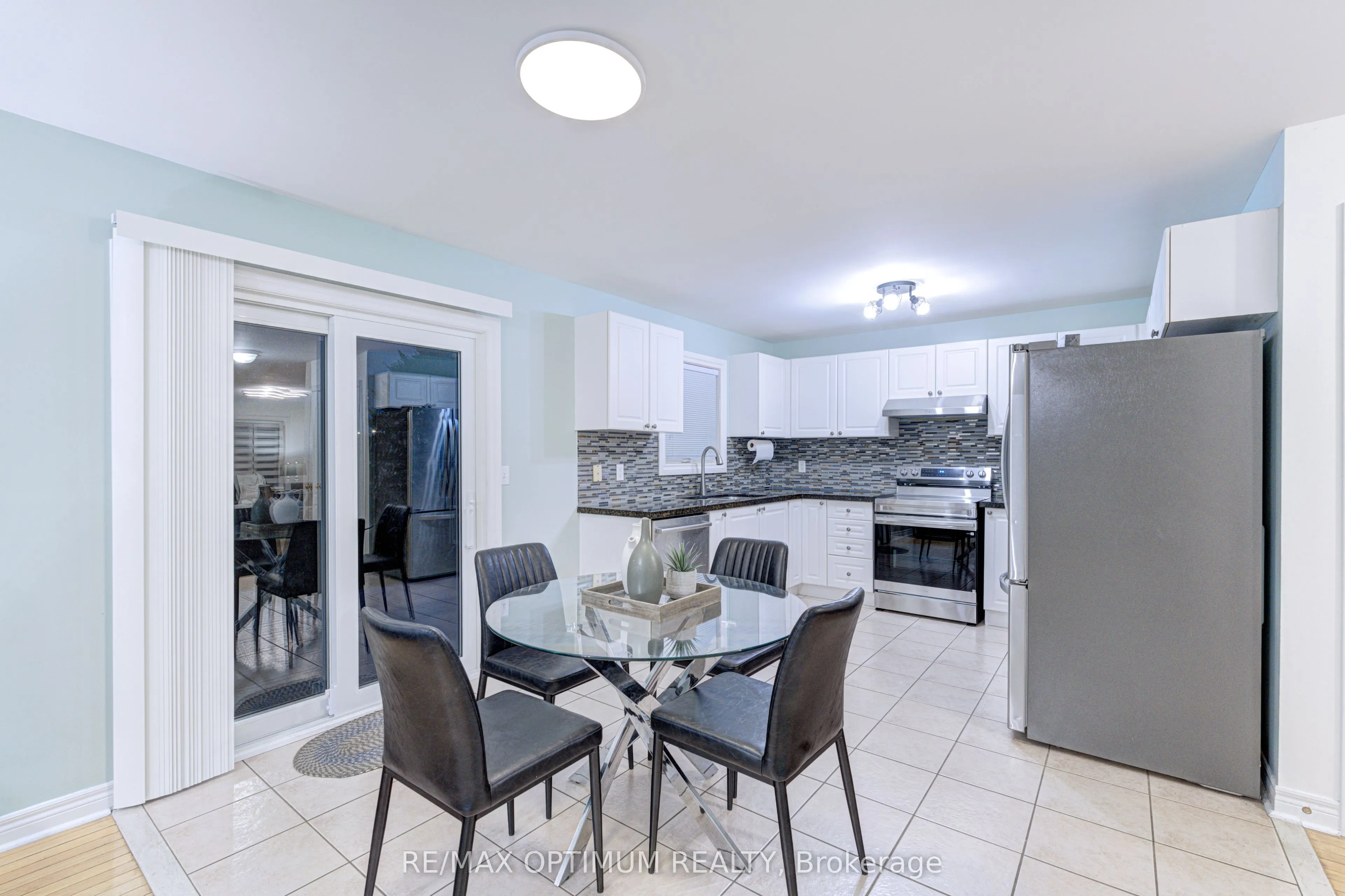 1829 Samuelson Circle