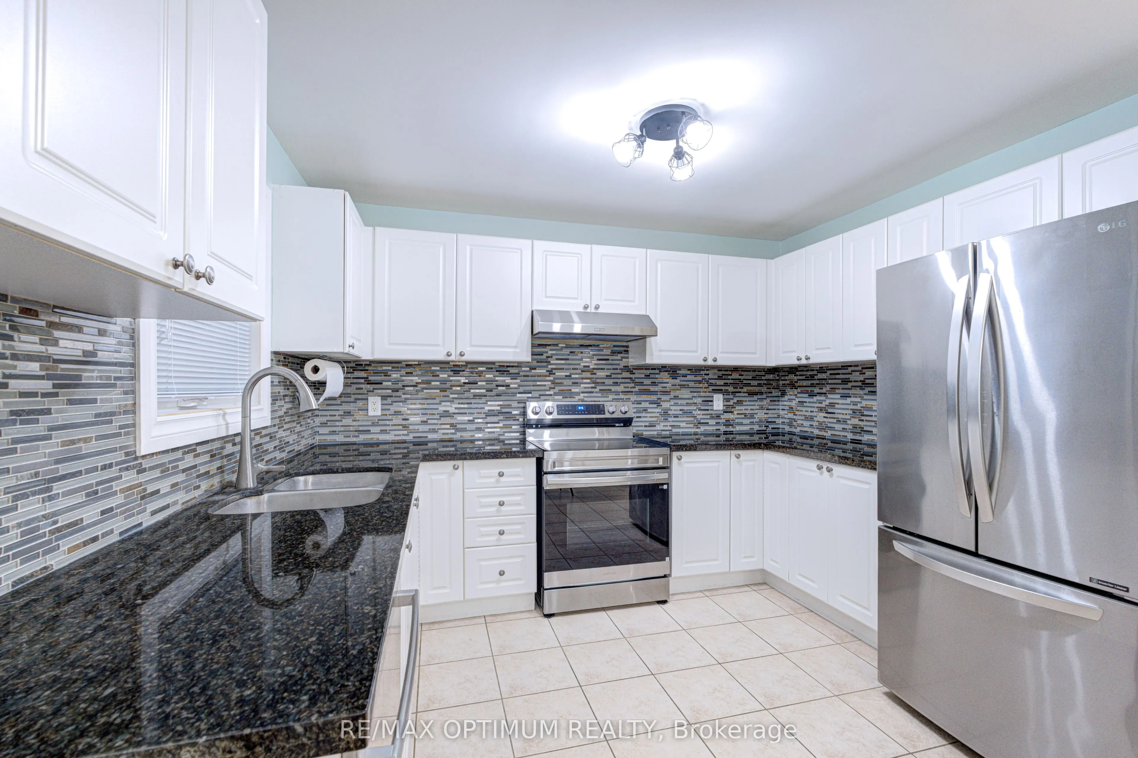 1829 Samuelson Circle