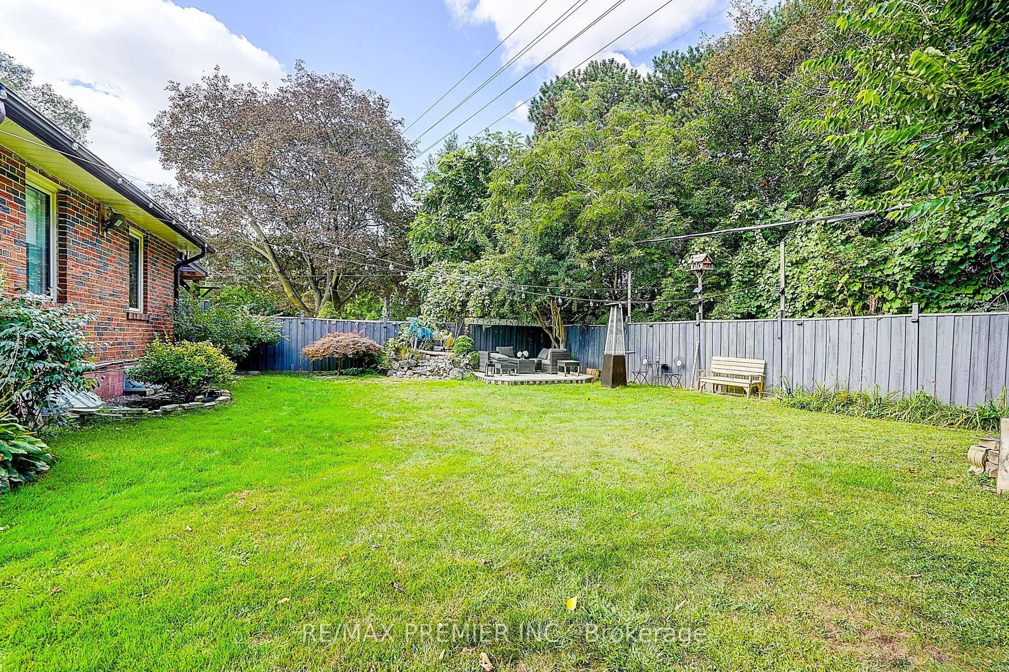 445 Selsey Drive
