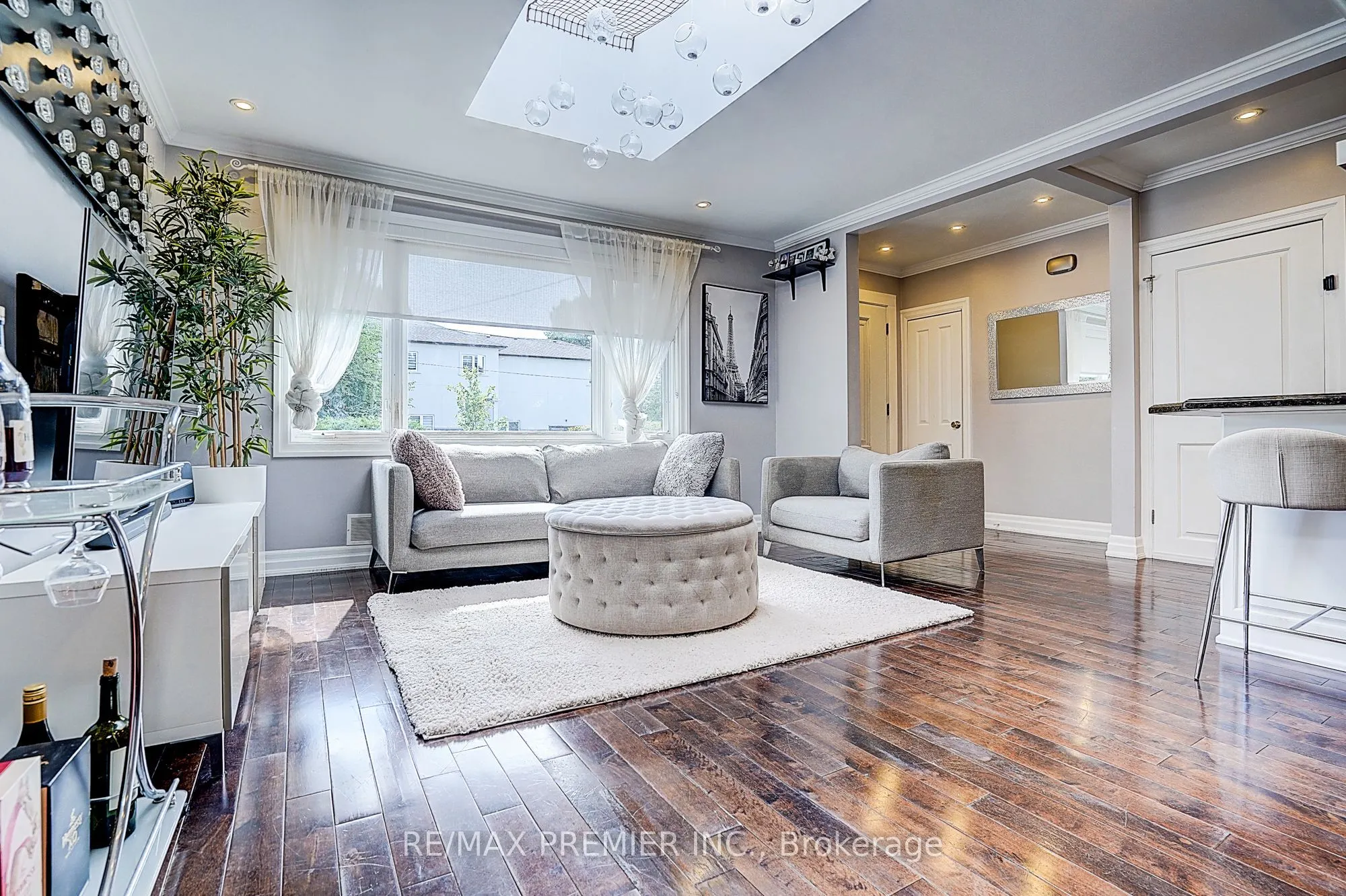 445 Selsey Drive