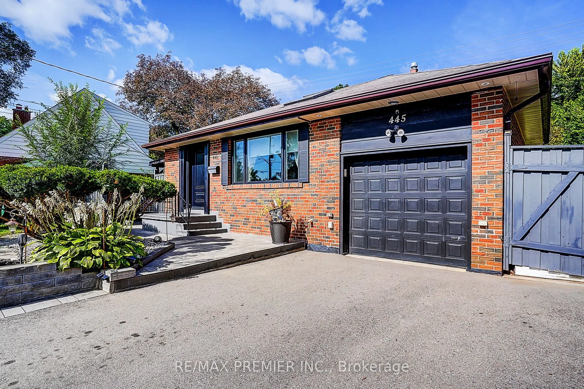 445 Selsey Drive