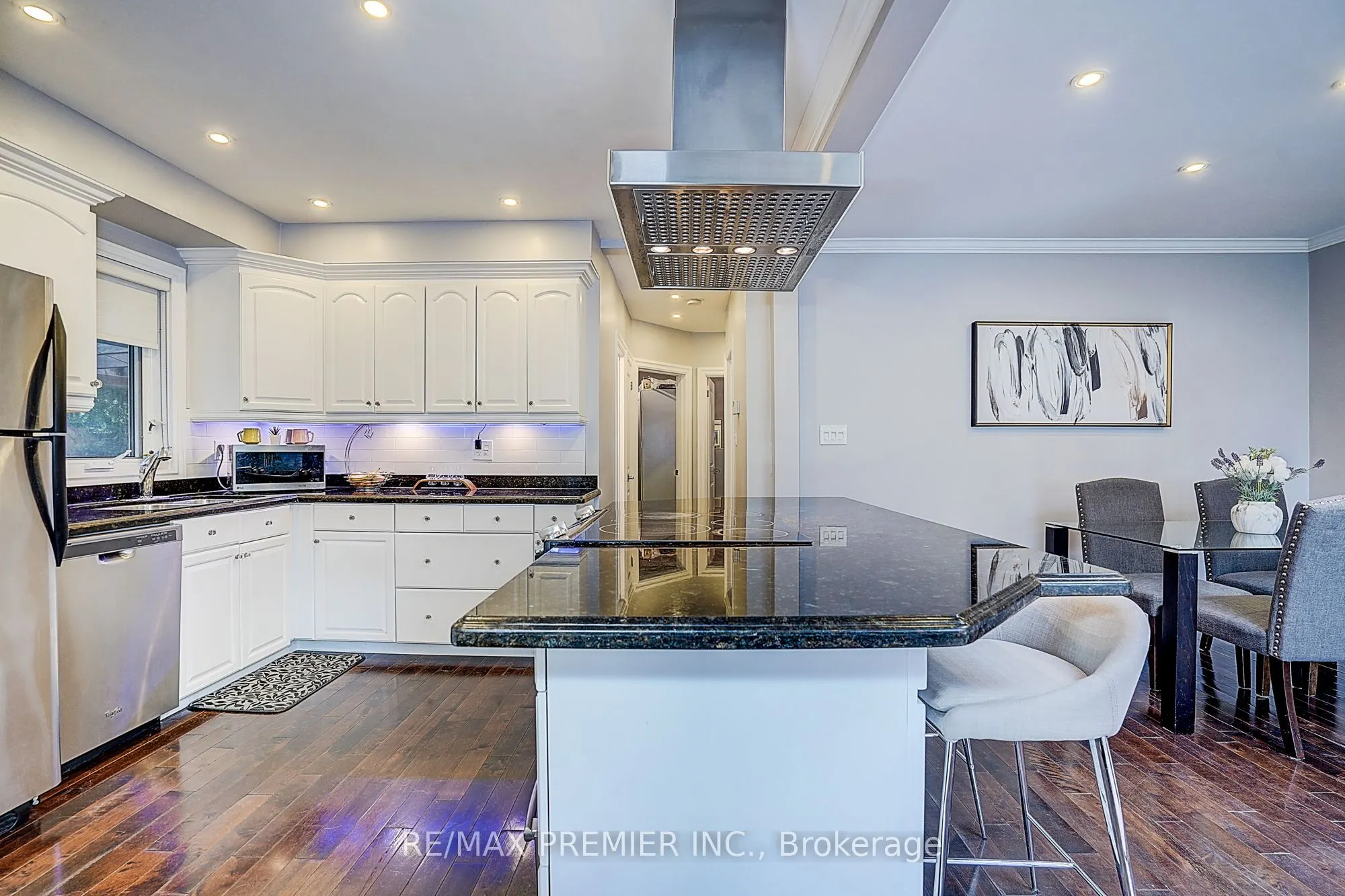 445 Selsey Drive