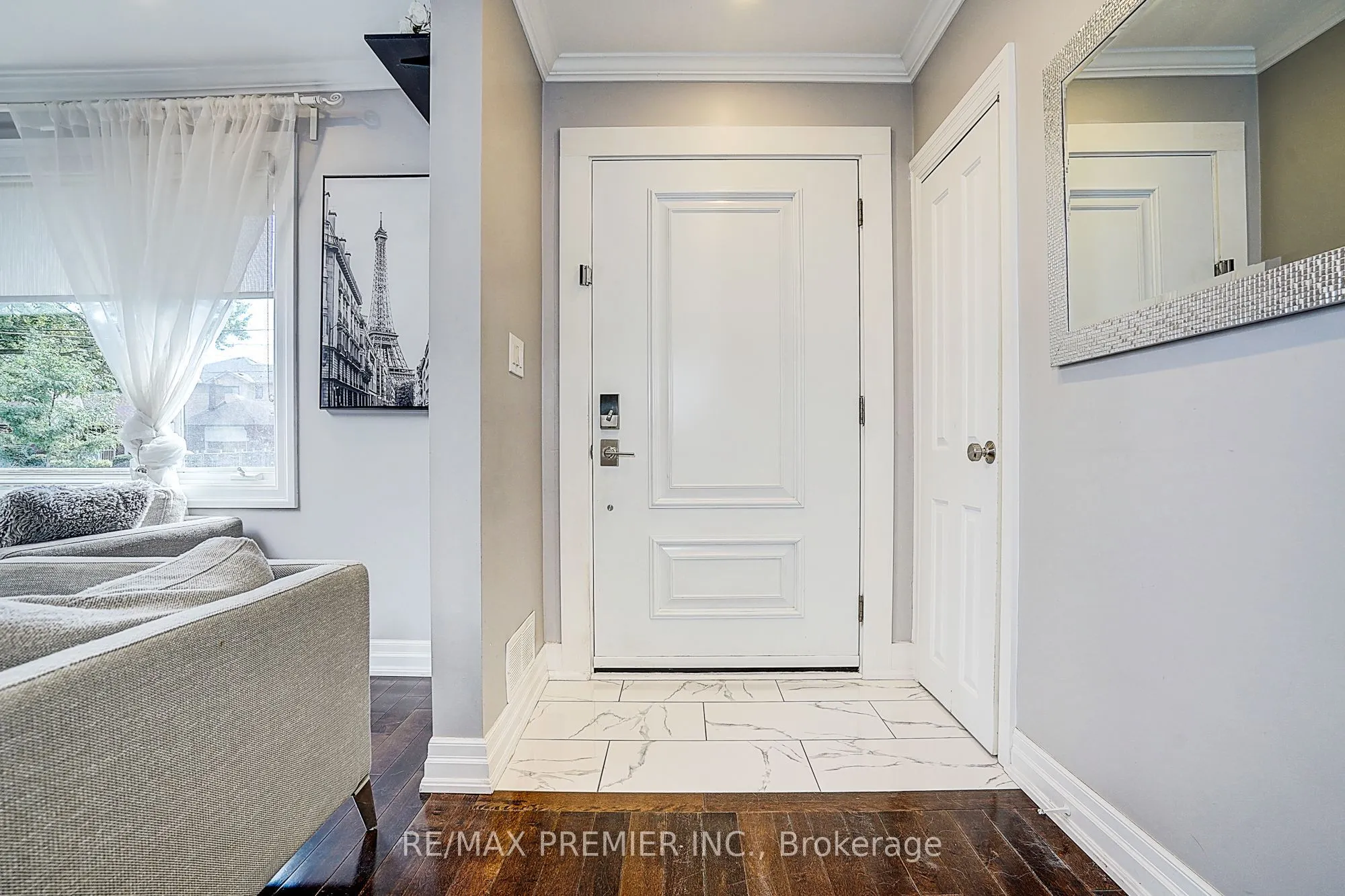 445 Selsey Drive