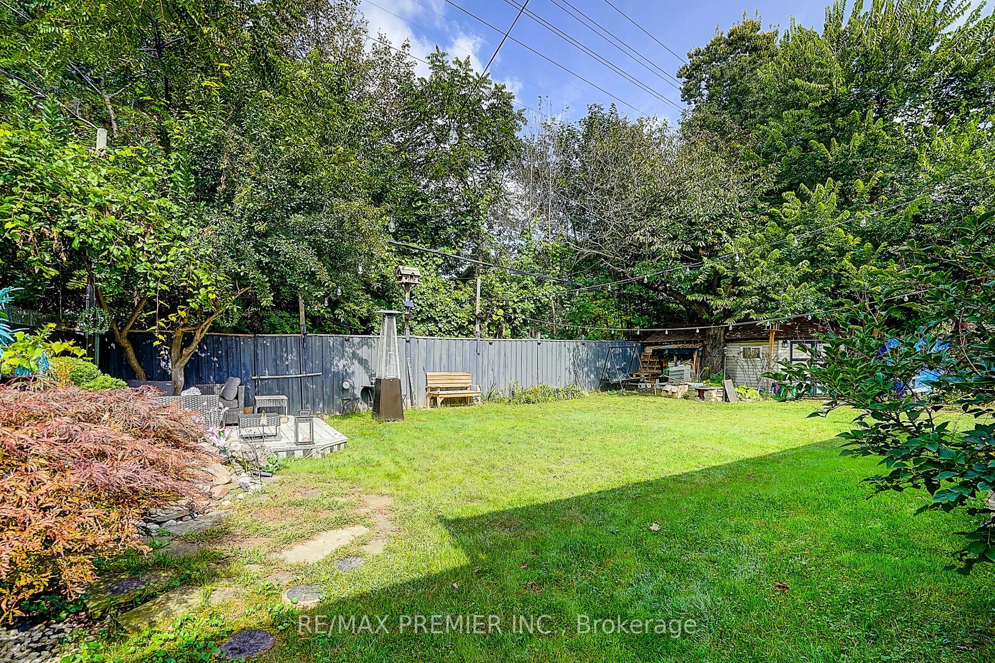 445 Selsey Drive
