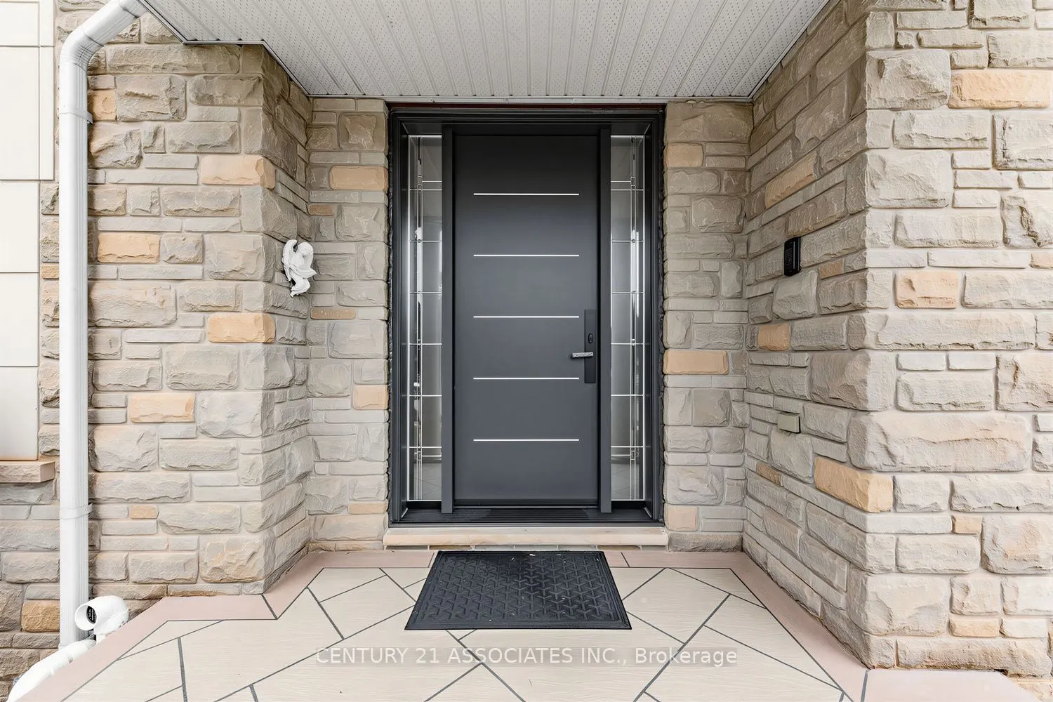 29 Black Diamond Crescent