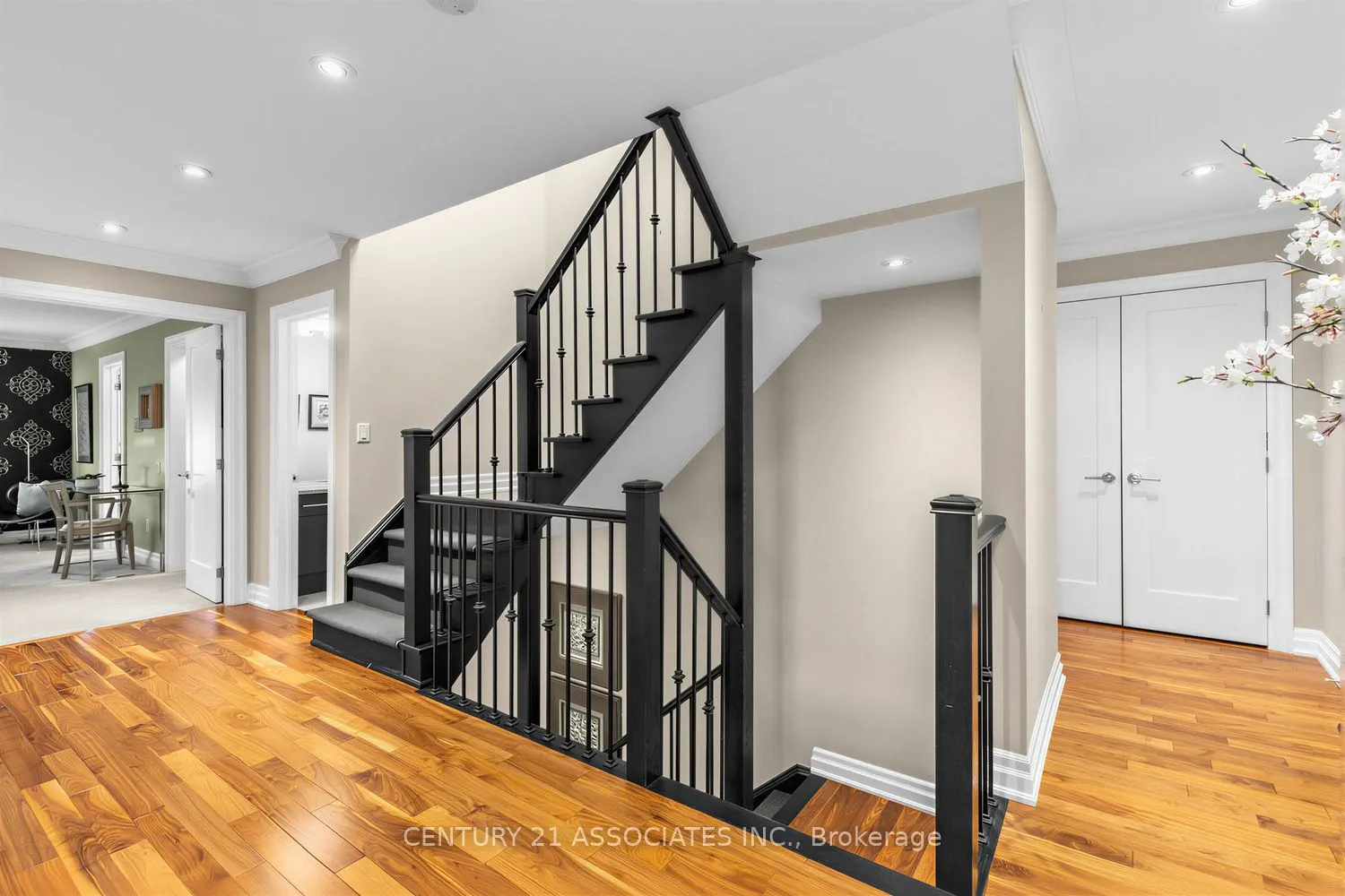 29 Black Diamond Crescent