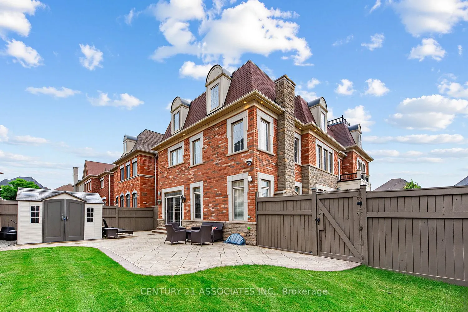 29 Black Diamond Crescent