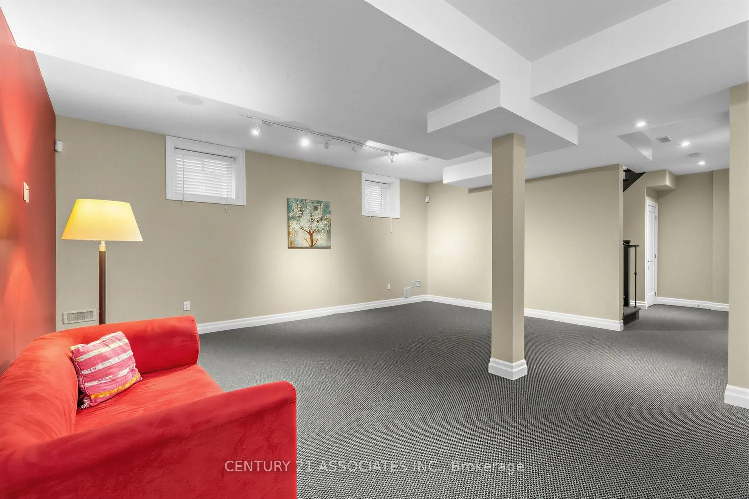29 Black Diamond Crescent