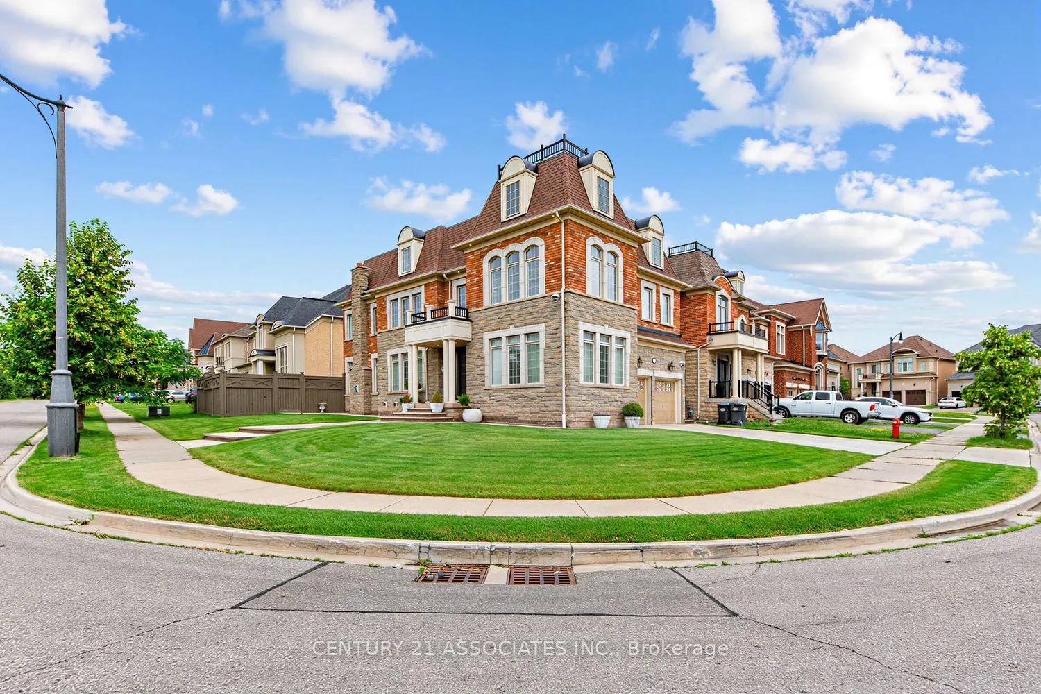 29 Black Diamond Crescent