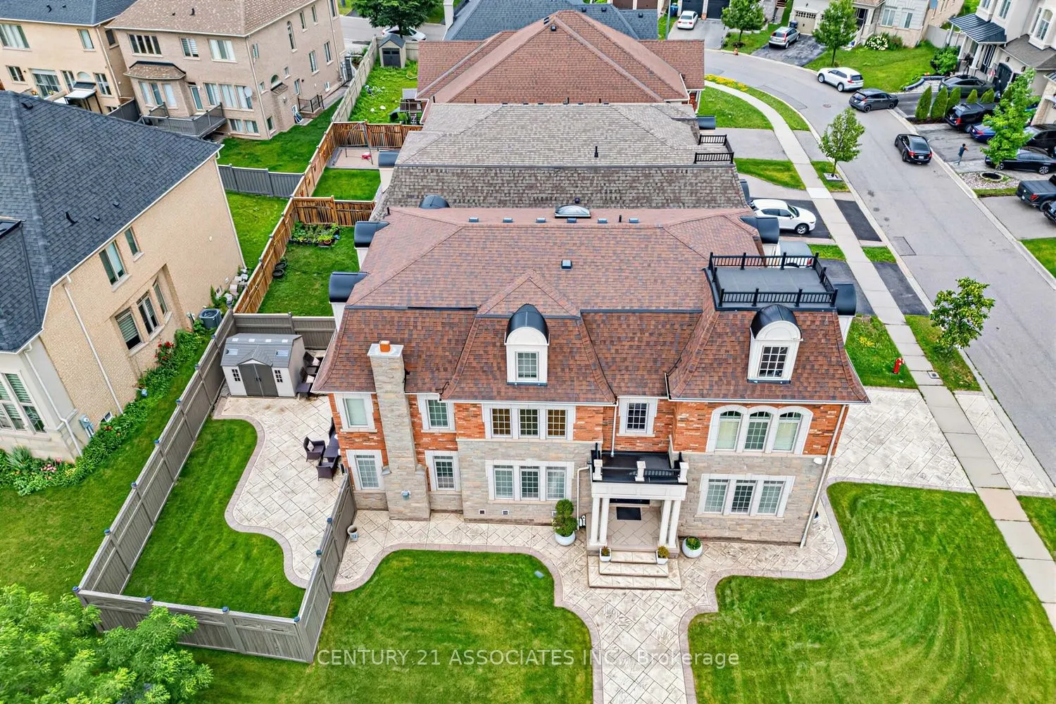 29 Black Diamond Crescent