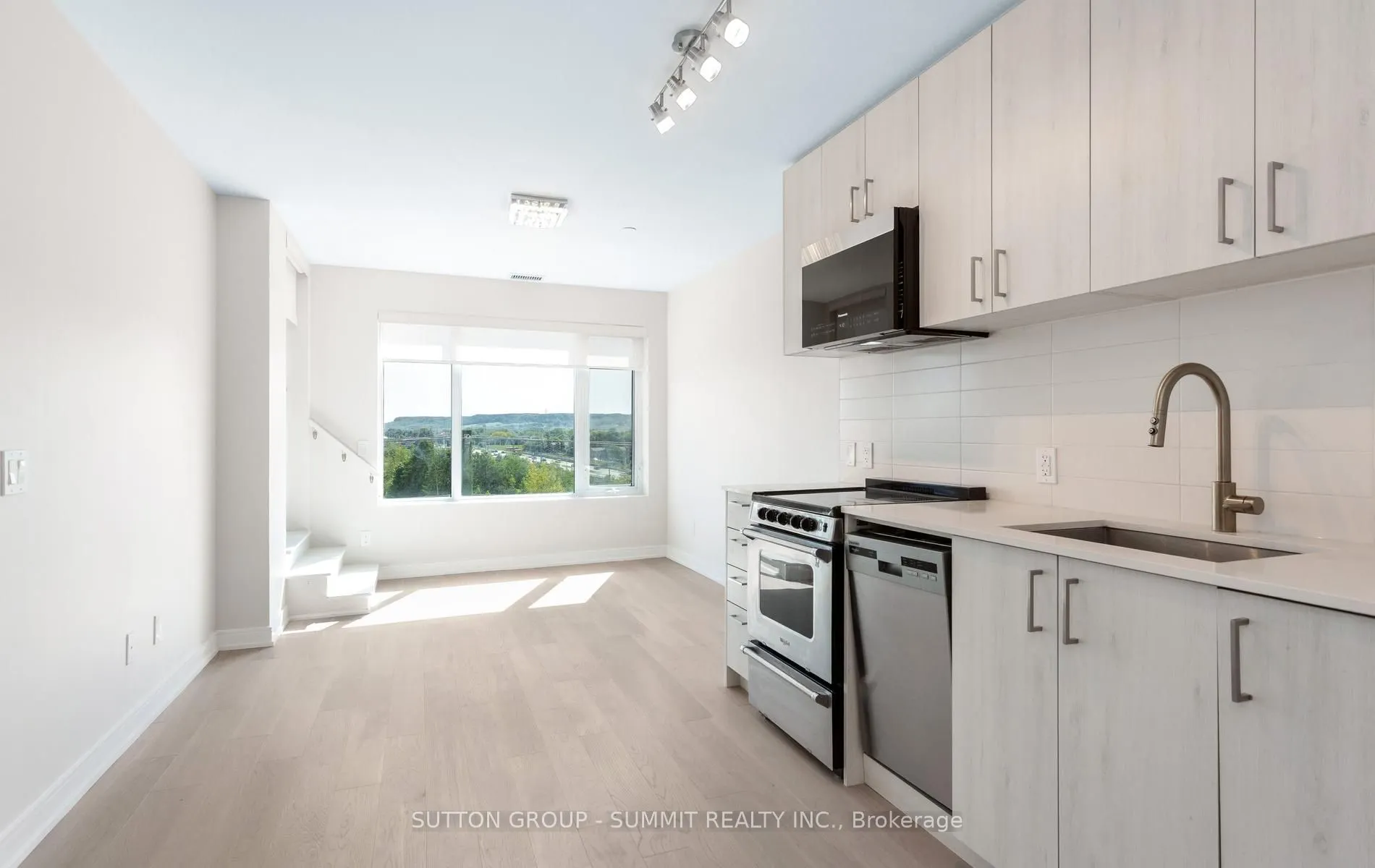 8010 Derry Road #504