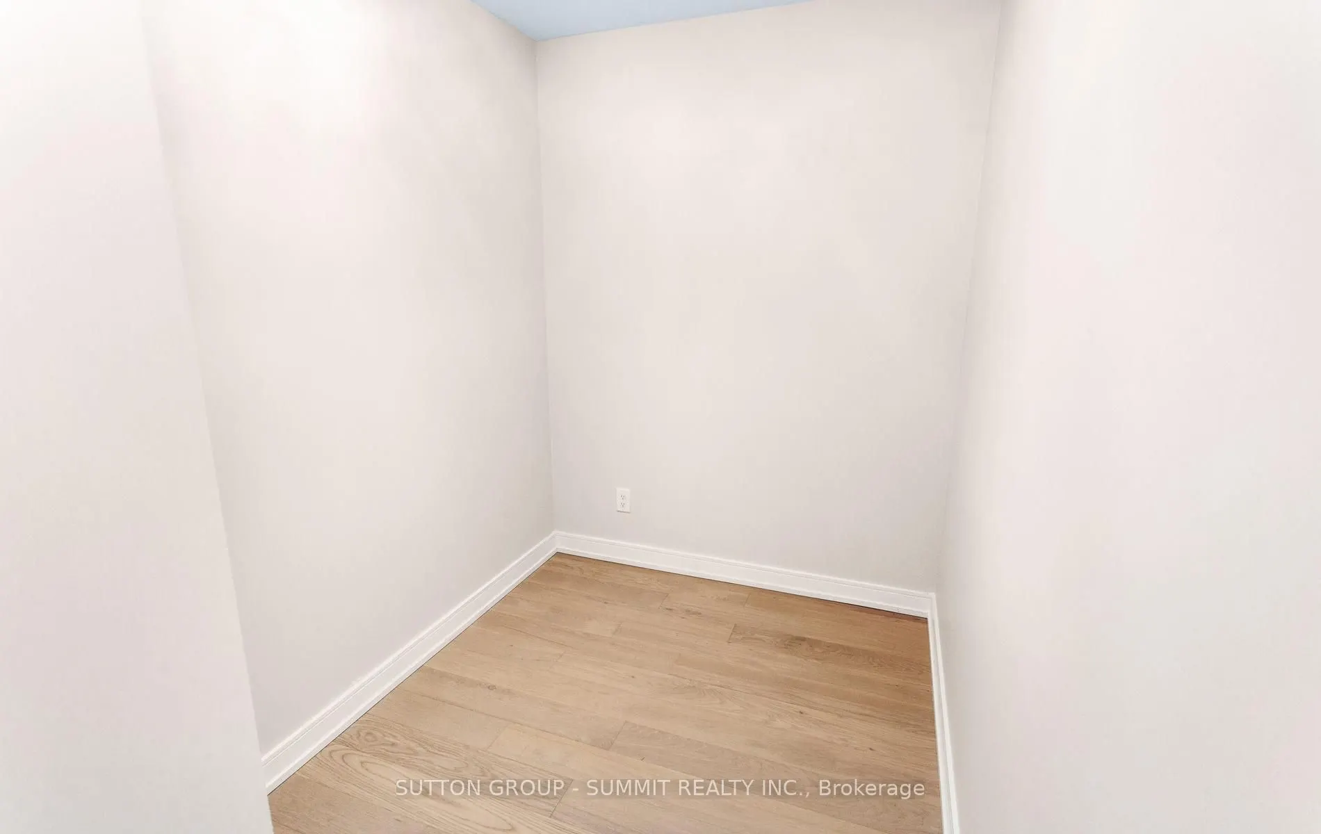 8010 Derry Road #504