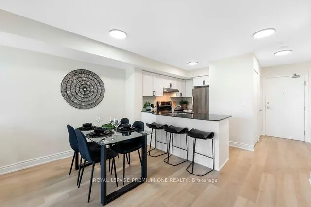 33 Elm Drive W #611