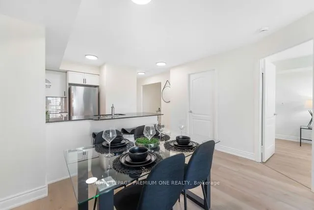 33 Elm Drive W #611