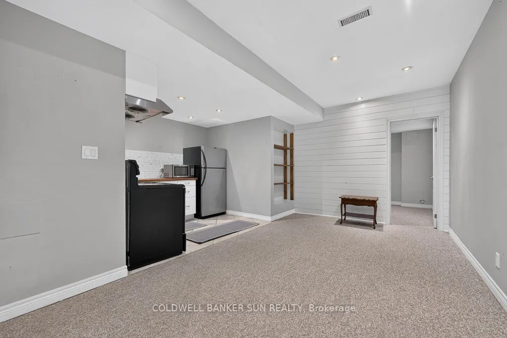 1059 Eager Road