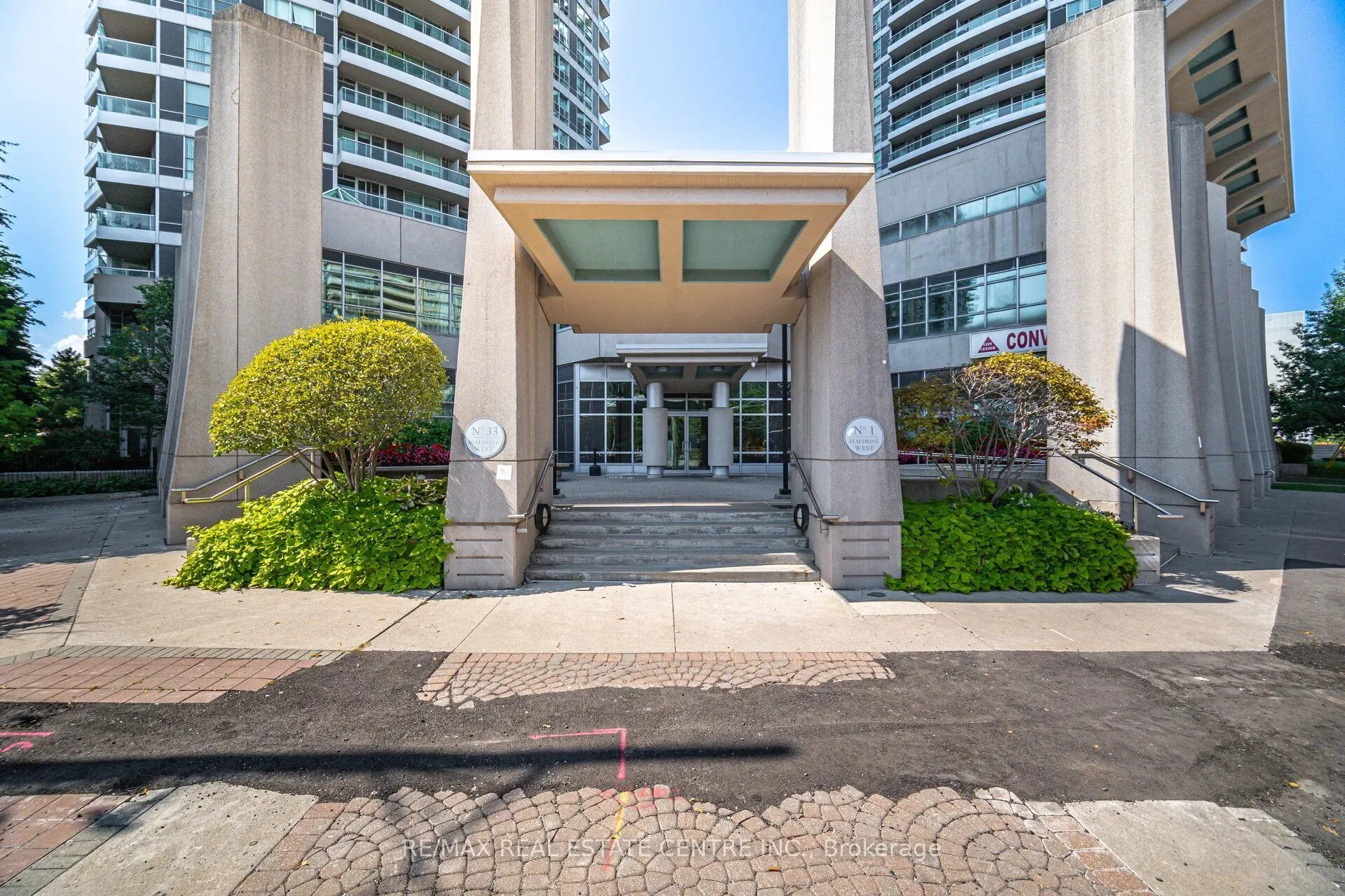 33 Elm Drive #1205