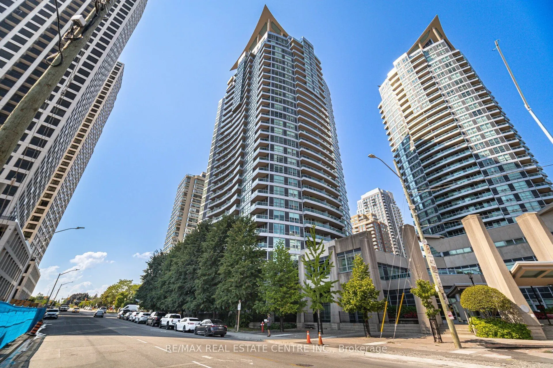 33 Elm Drive #1205
