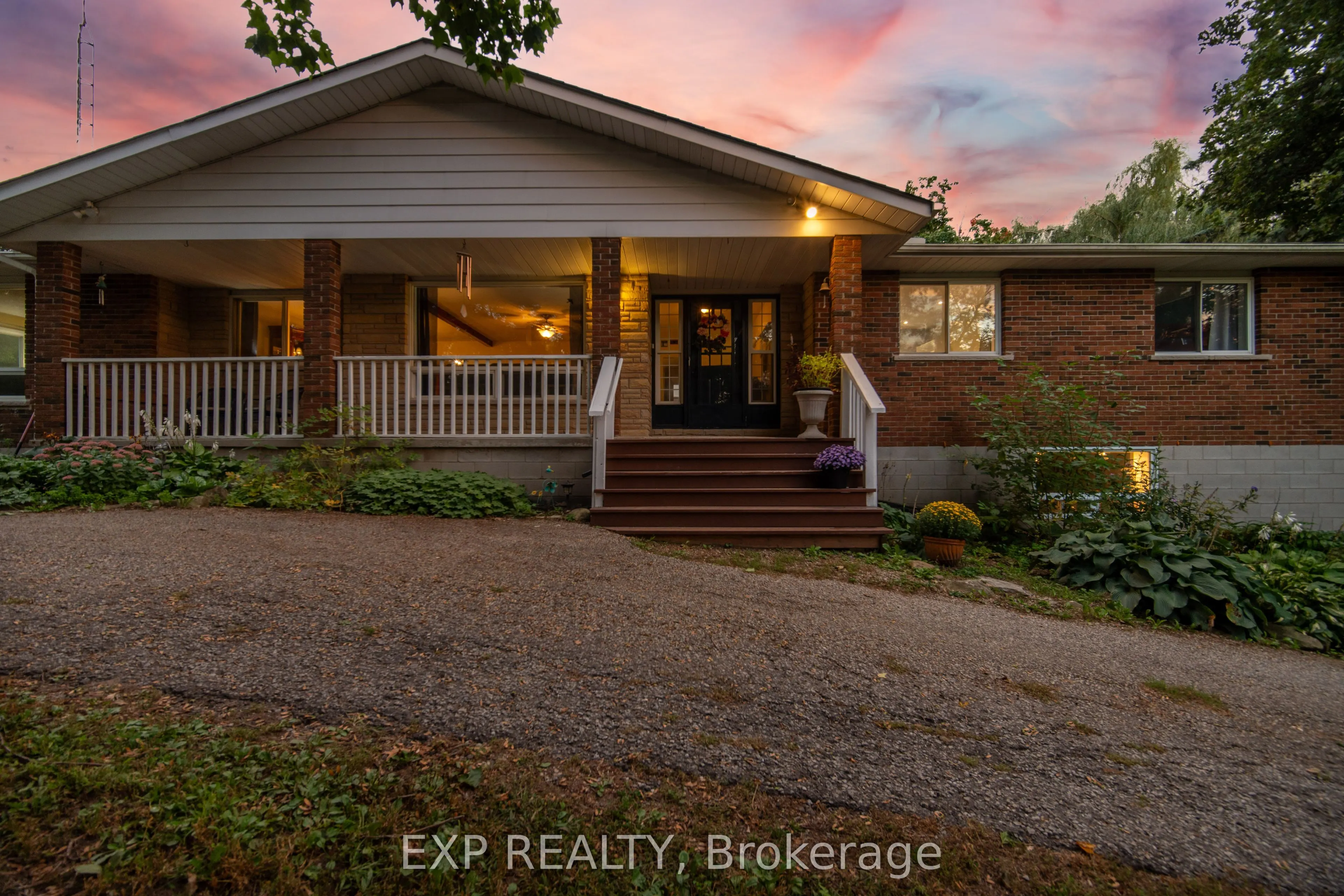 14367 Trafalgar Road N