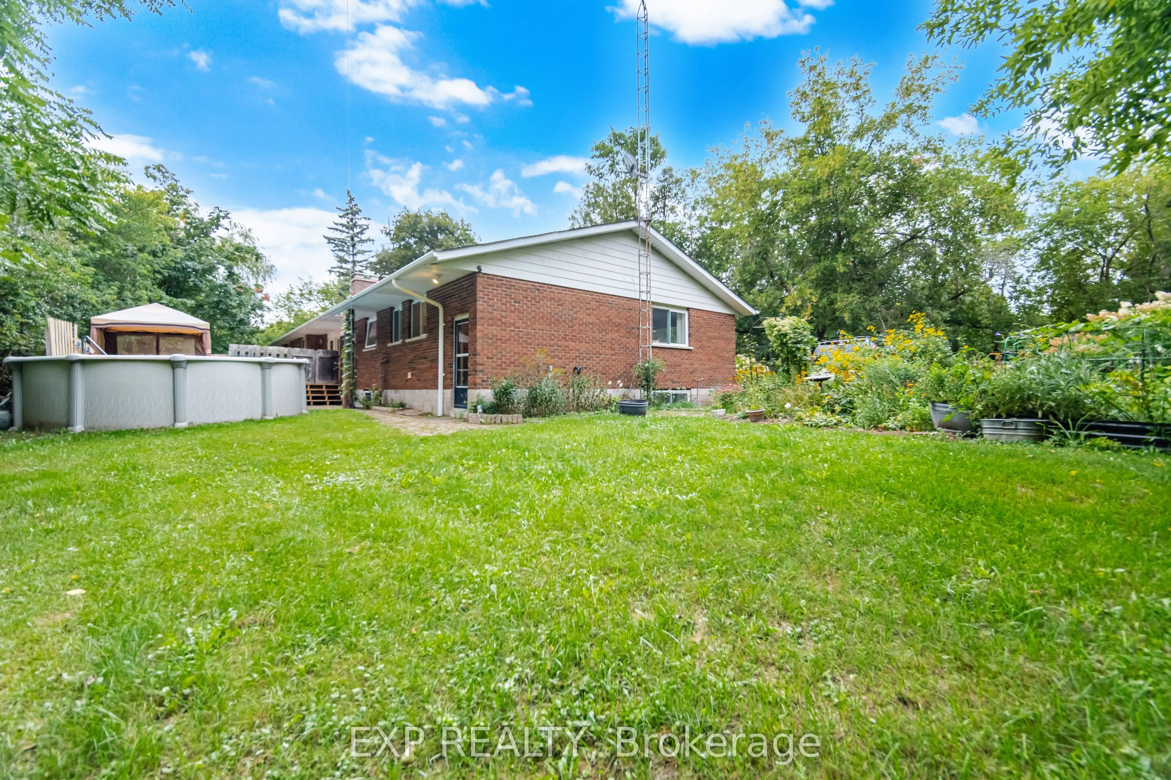 14367 Trafalgar Road N