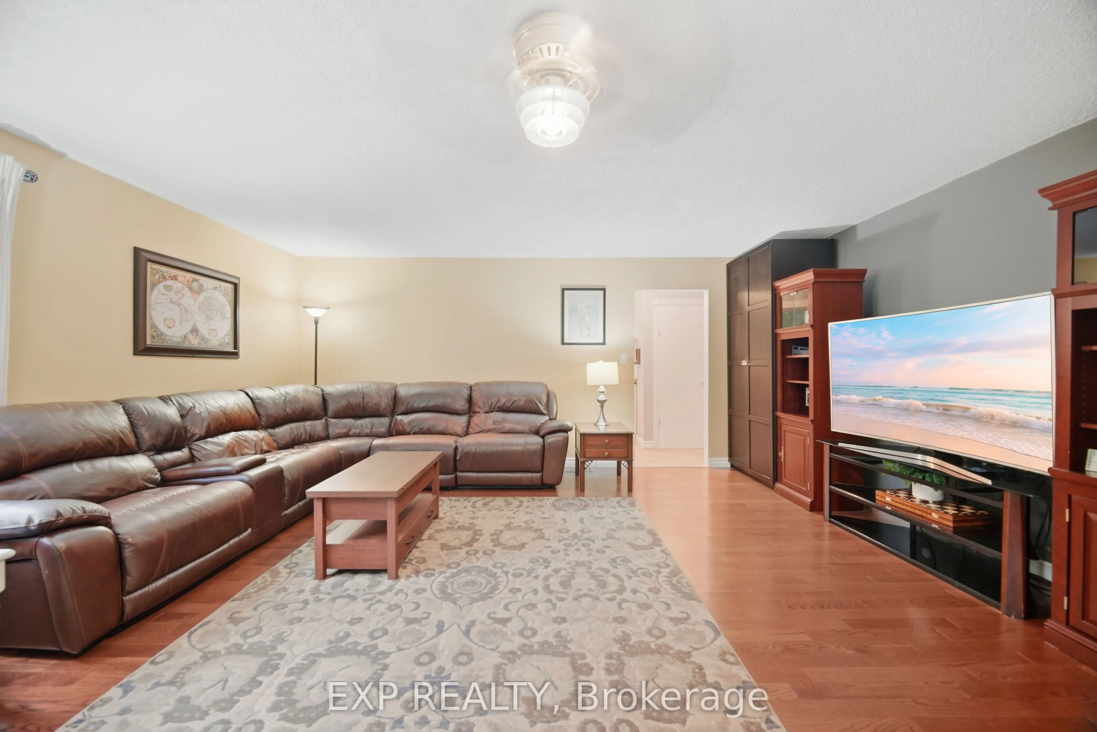 14367 Trafalgar Road N
