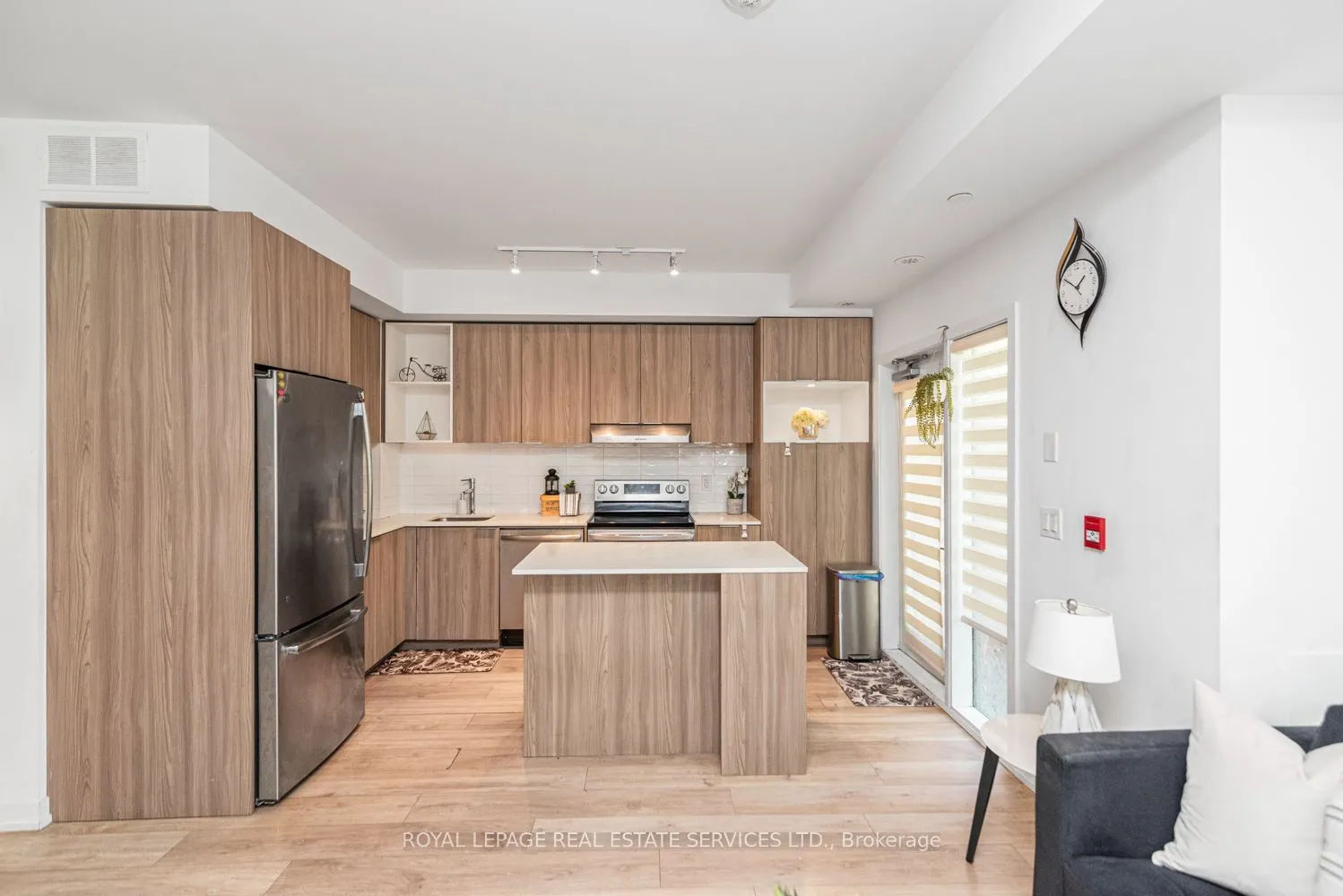 2530 Eglinton Avenue W #117