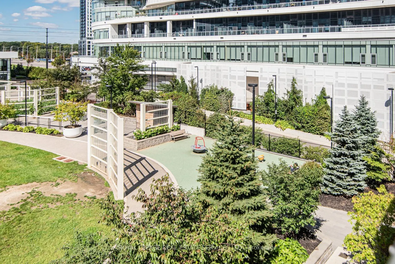 2530 Eglinton Avenue W #117