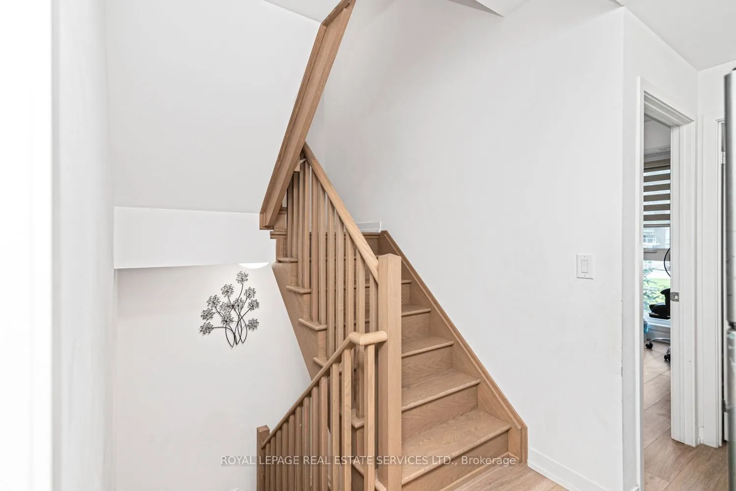 2530 Eglinton Avenue W #117