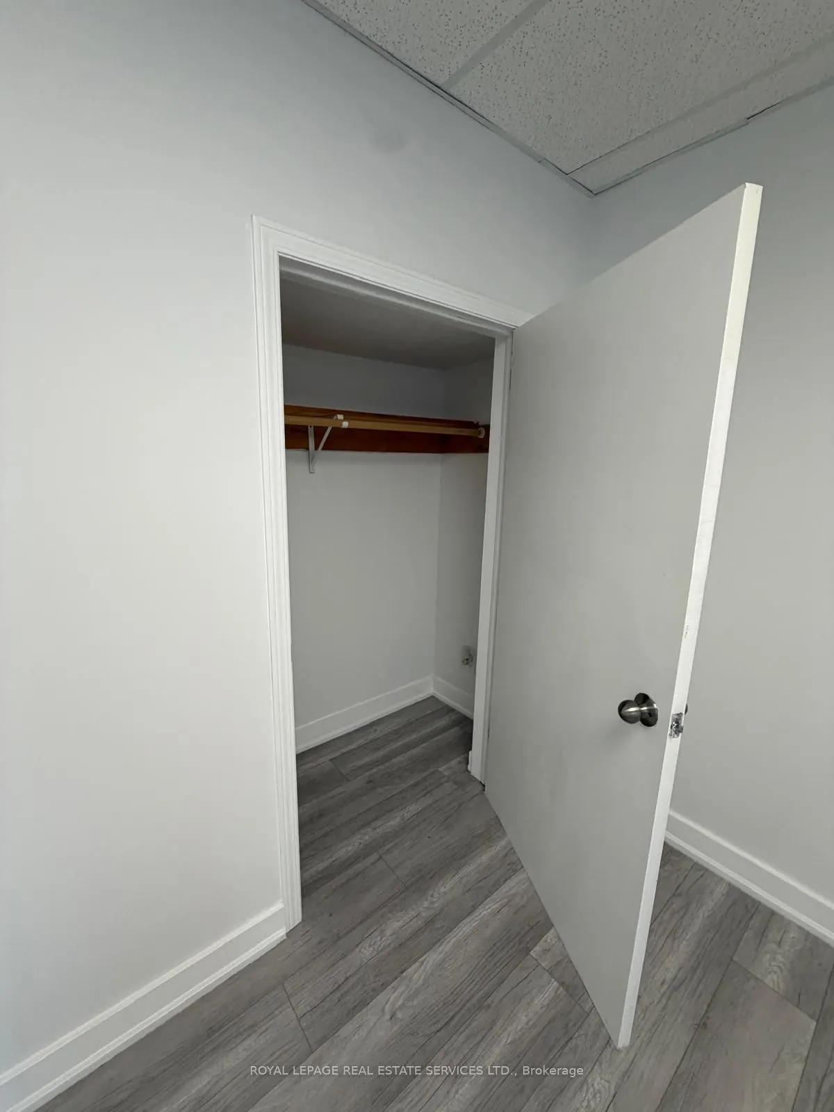 1226 King Street W #Upper