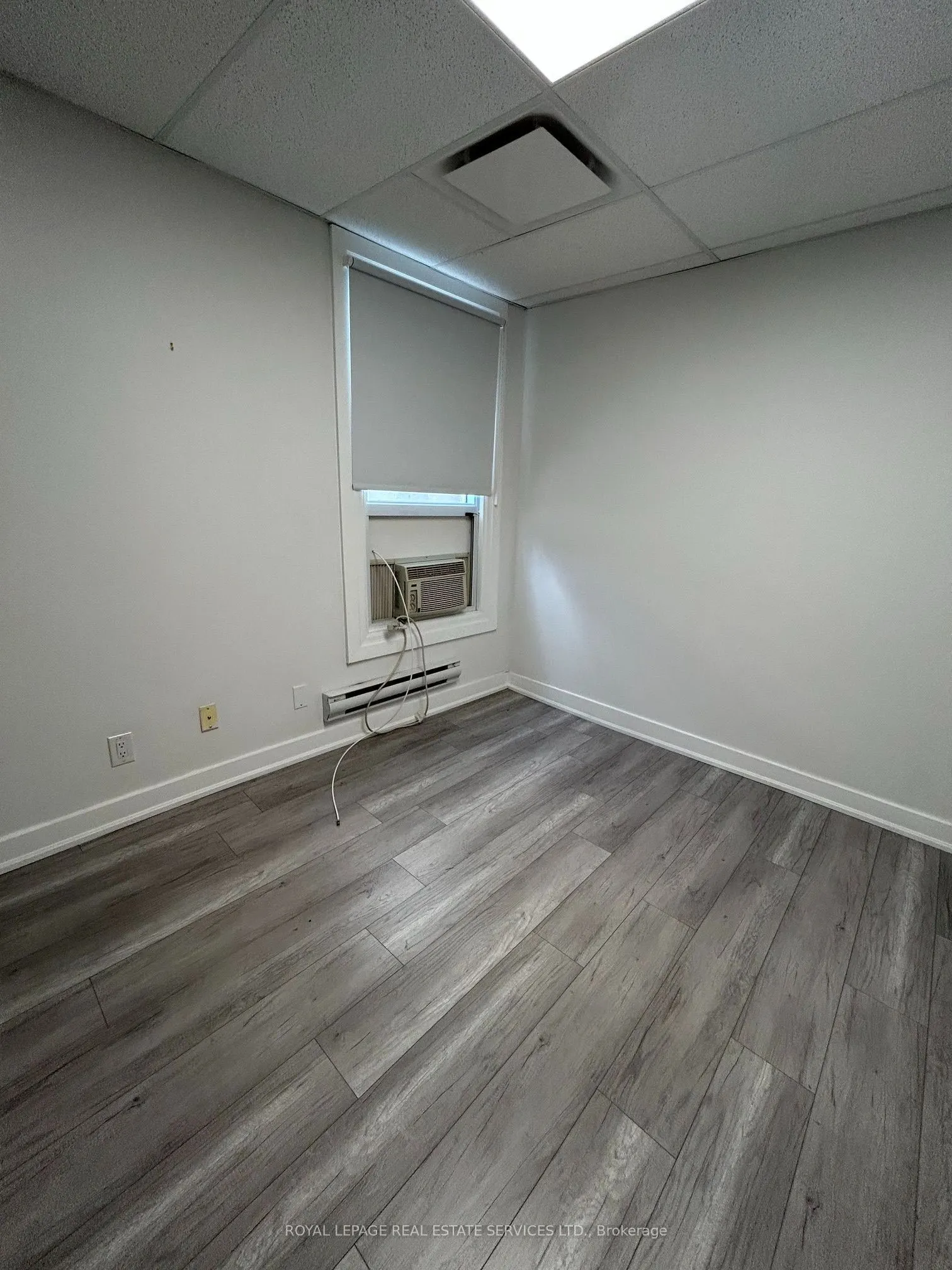1226 King Street W #Upper
