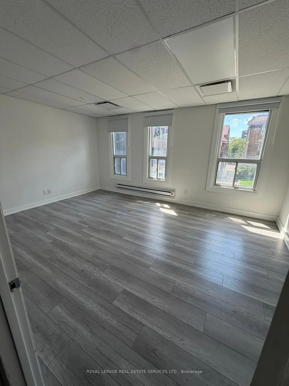 1226 King Street W #Upper