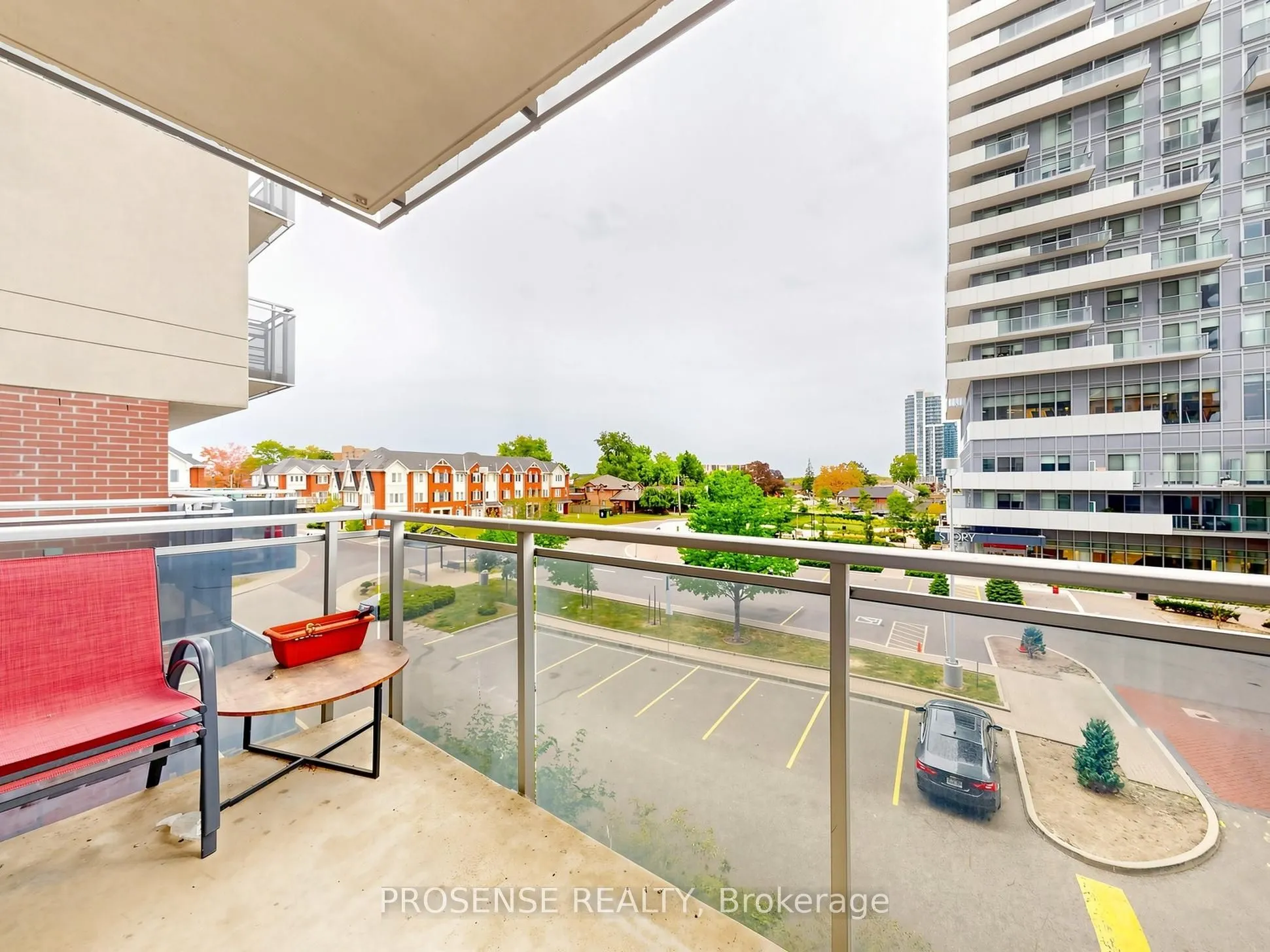 215 Queen Street E #306