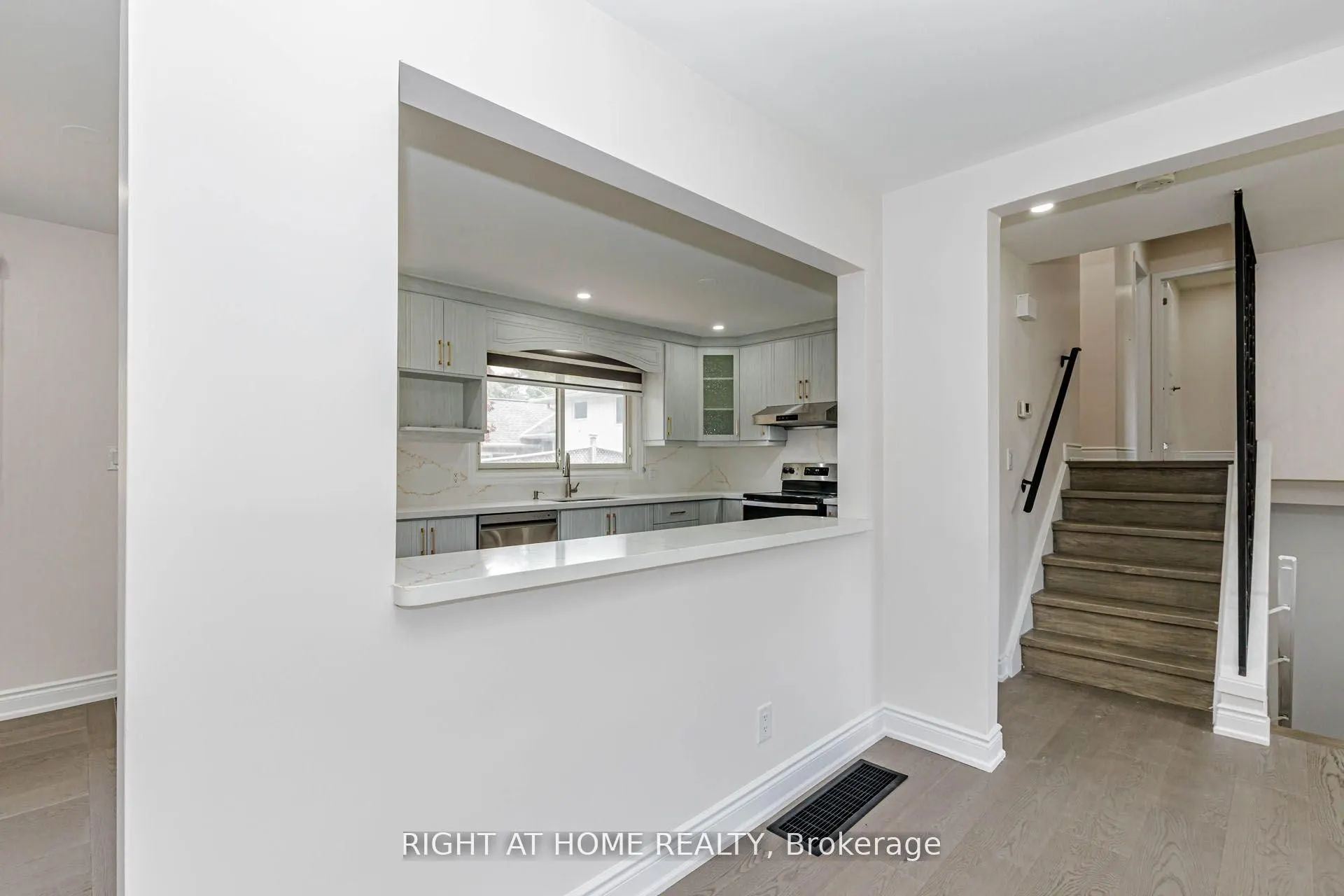 5154 New Street