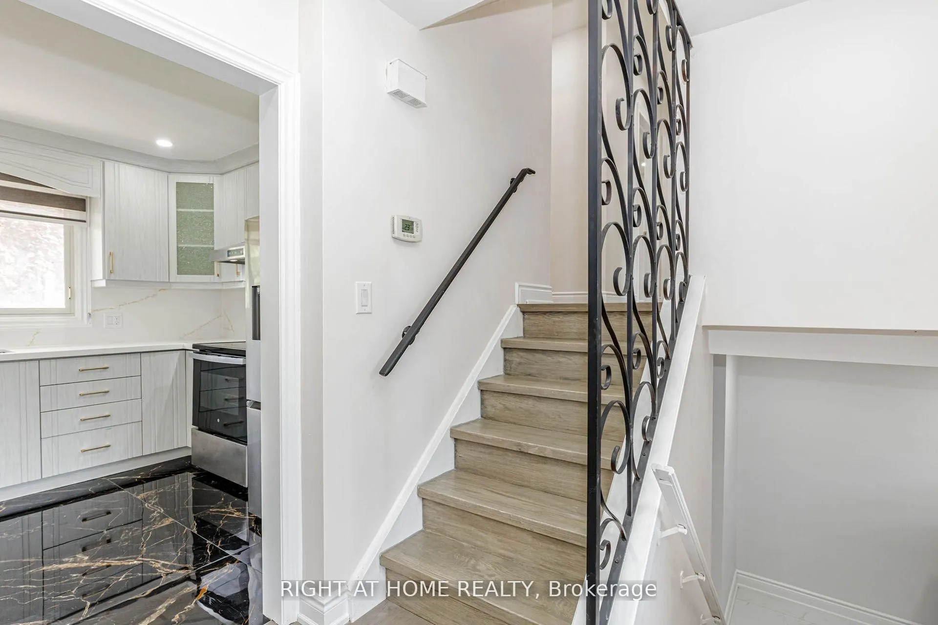 5154 New Street
