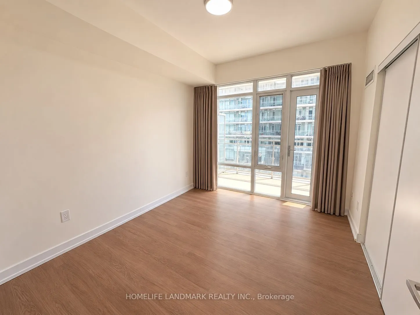 360 Square One Drive #805