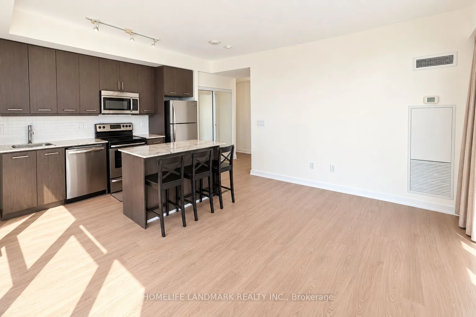 360 Square One Drive #805