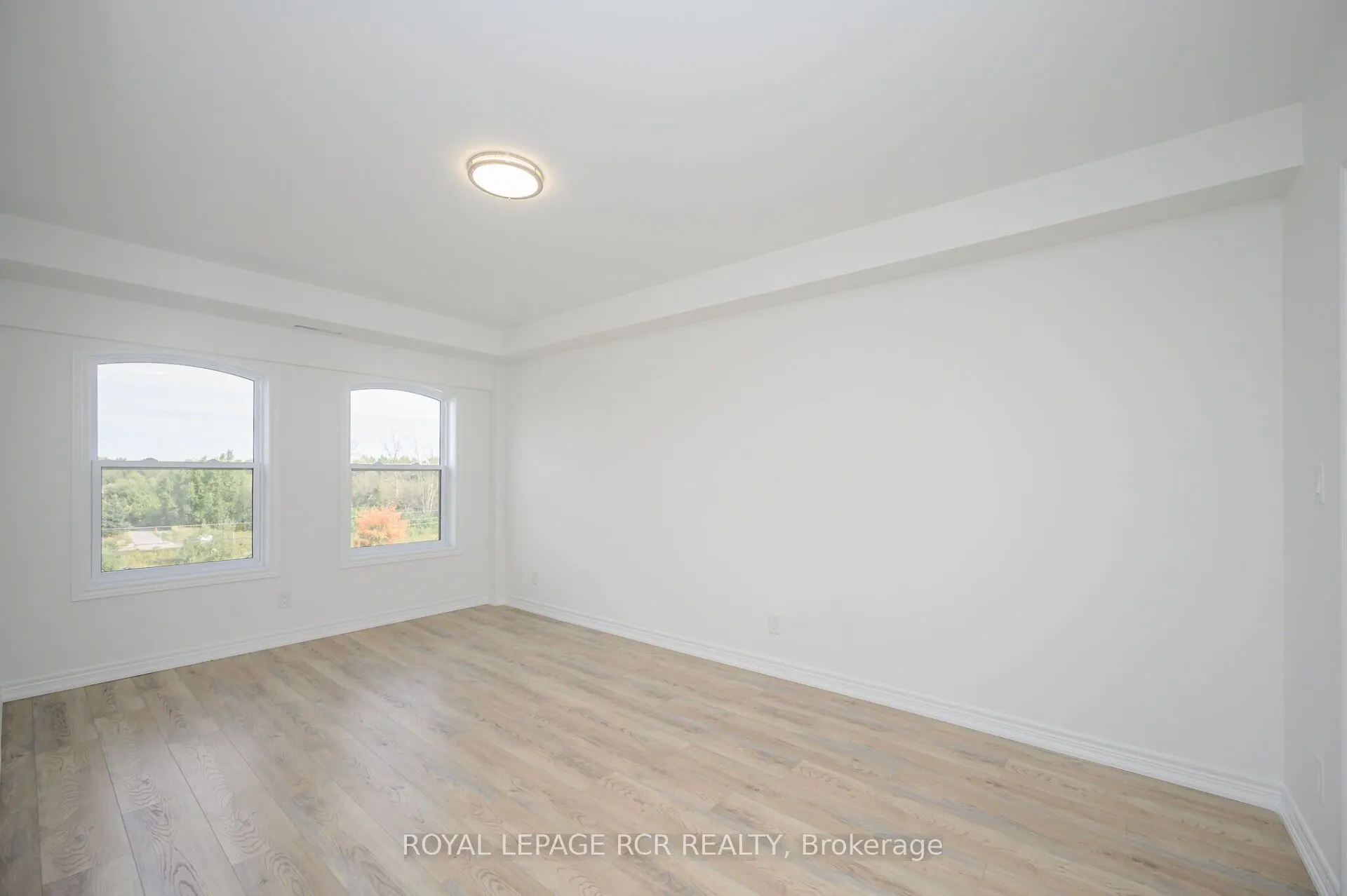 15 Brenda Boulevard #305