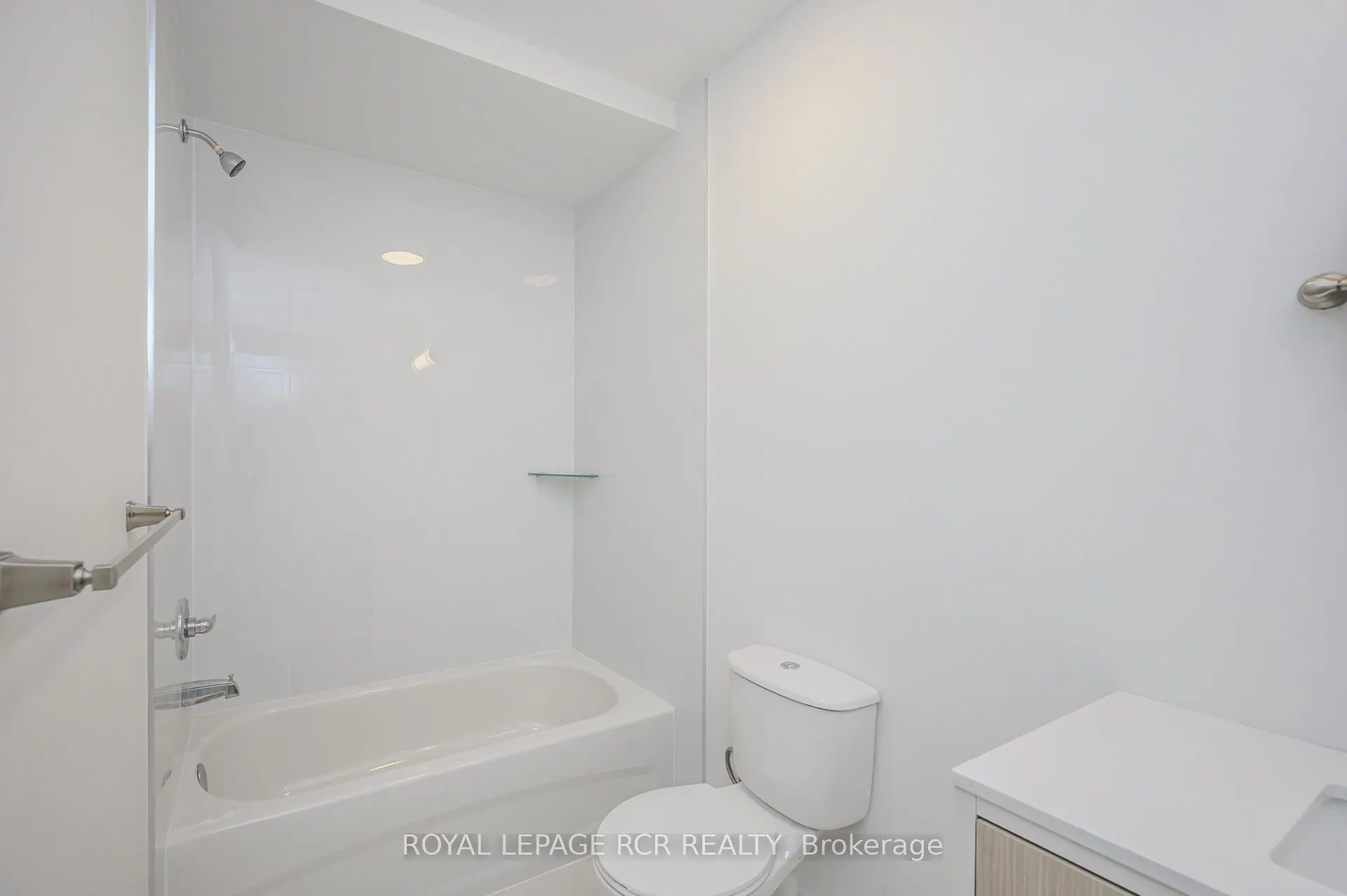 15 Brenda Boulevard #305