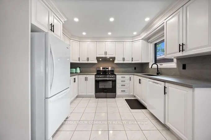 19 Hamer Boulevard