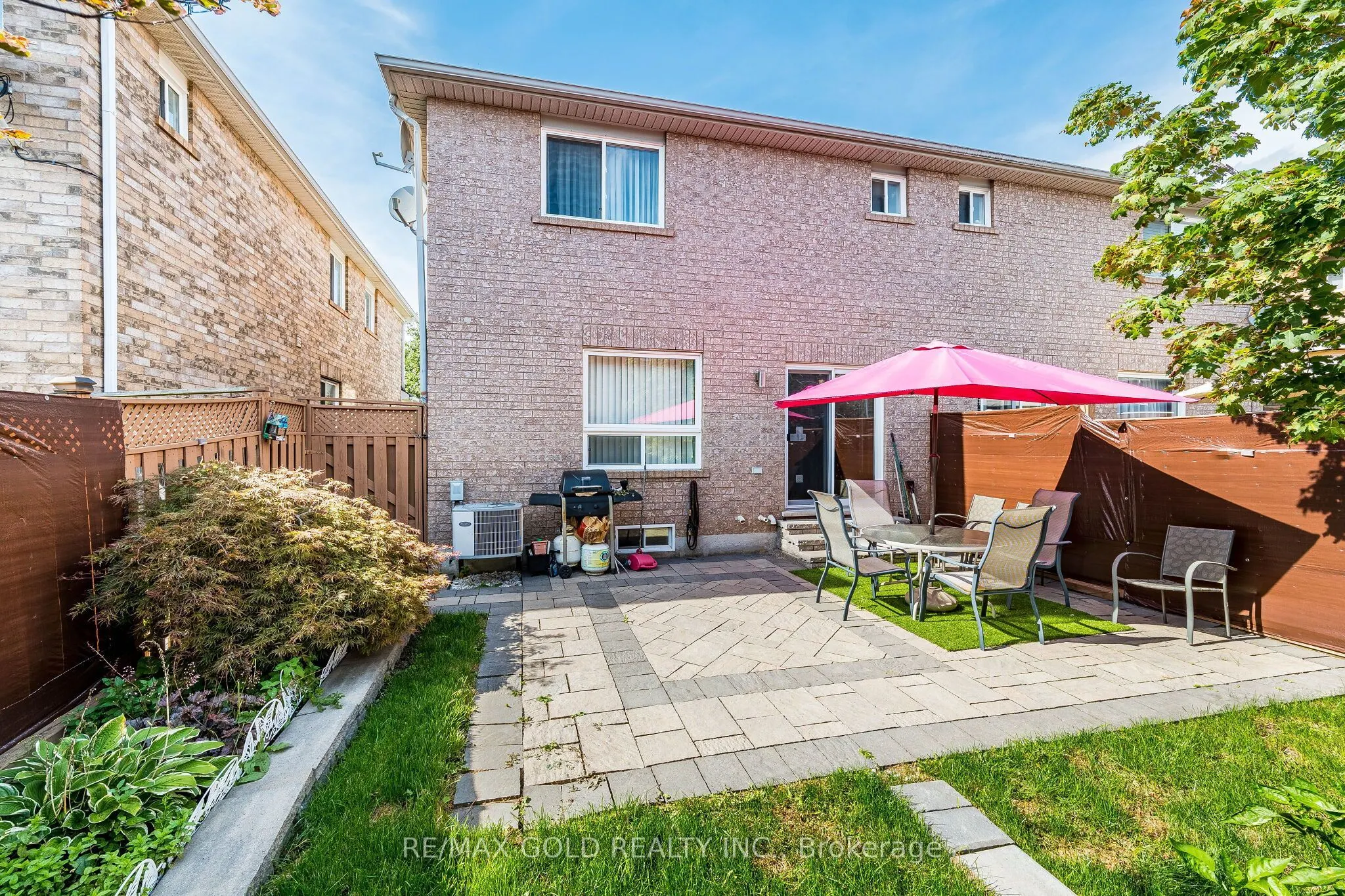6 Mistdale Crescent