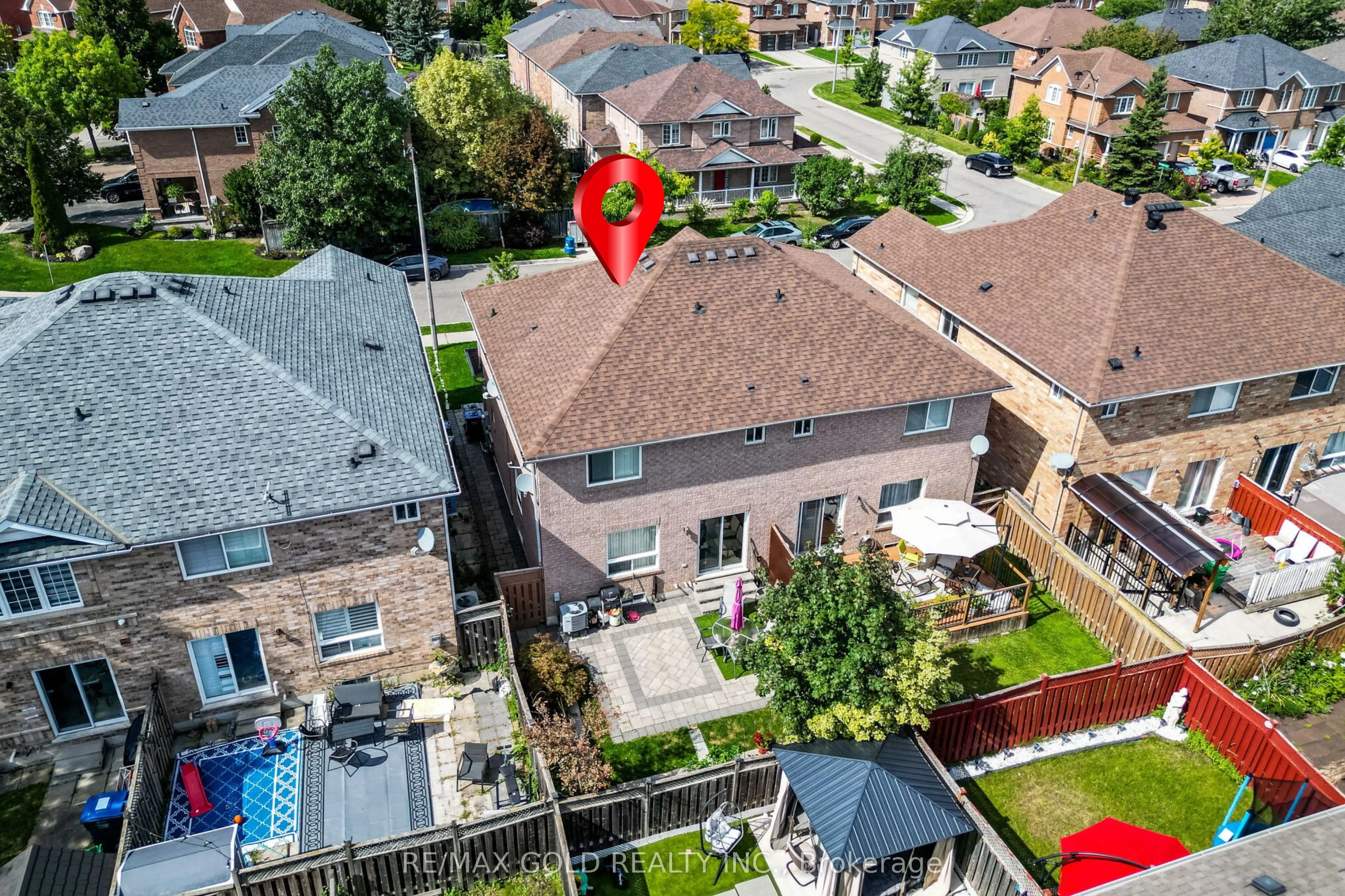6 Mistdale Crescent