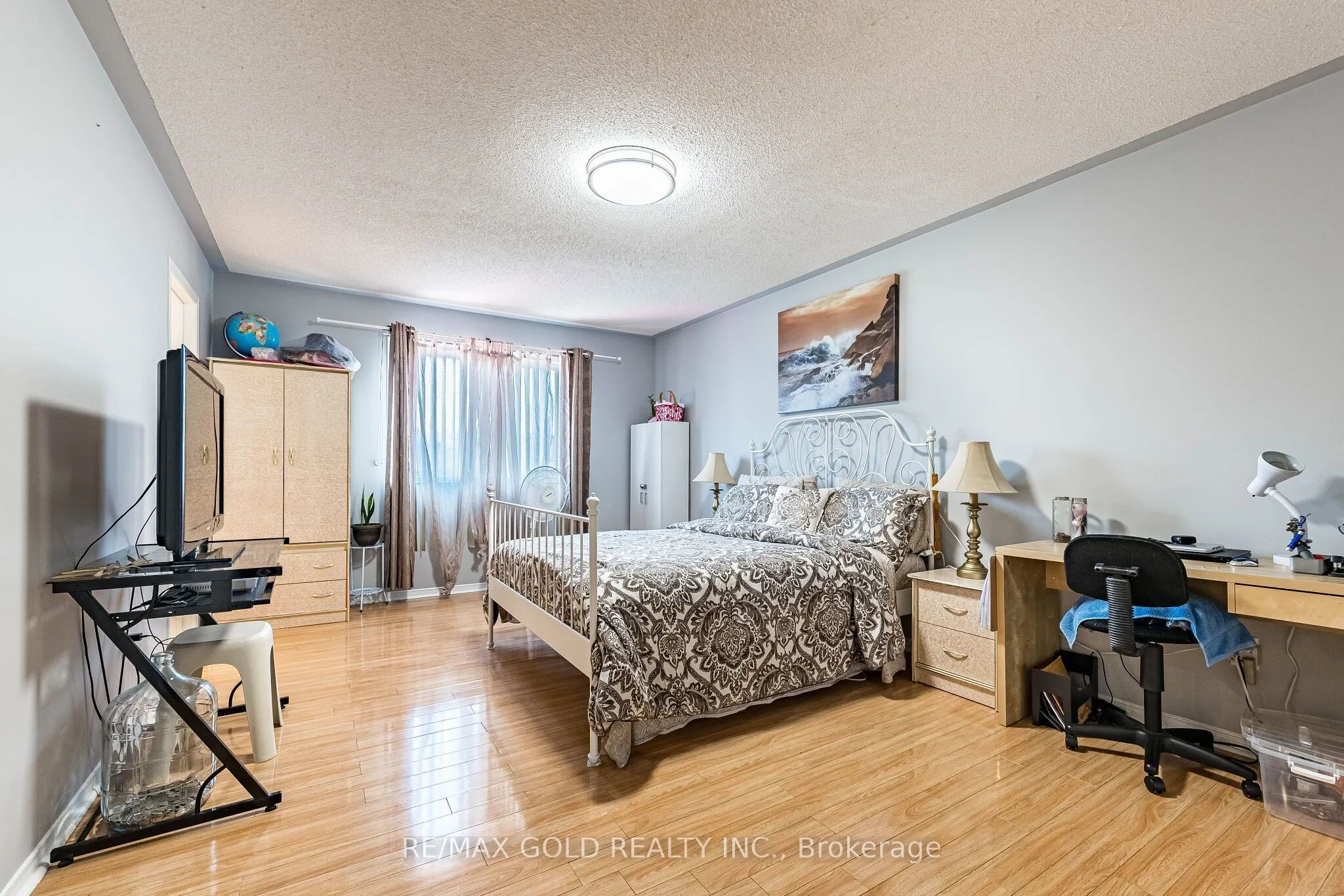 6 Mistdale Crescent