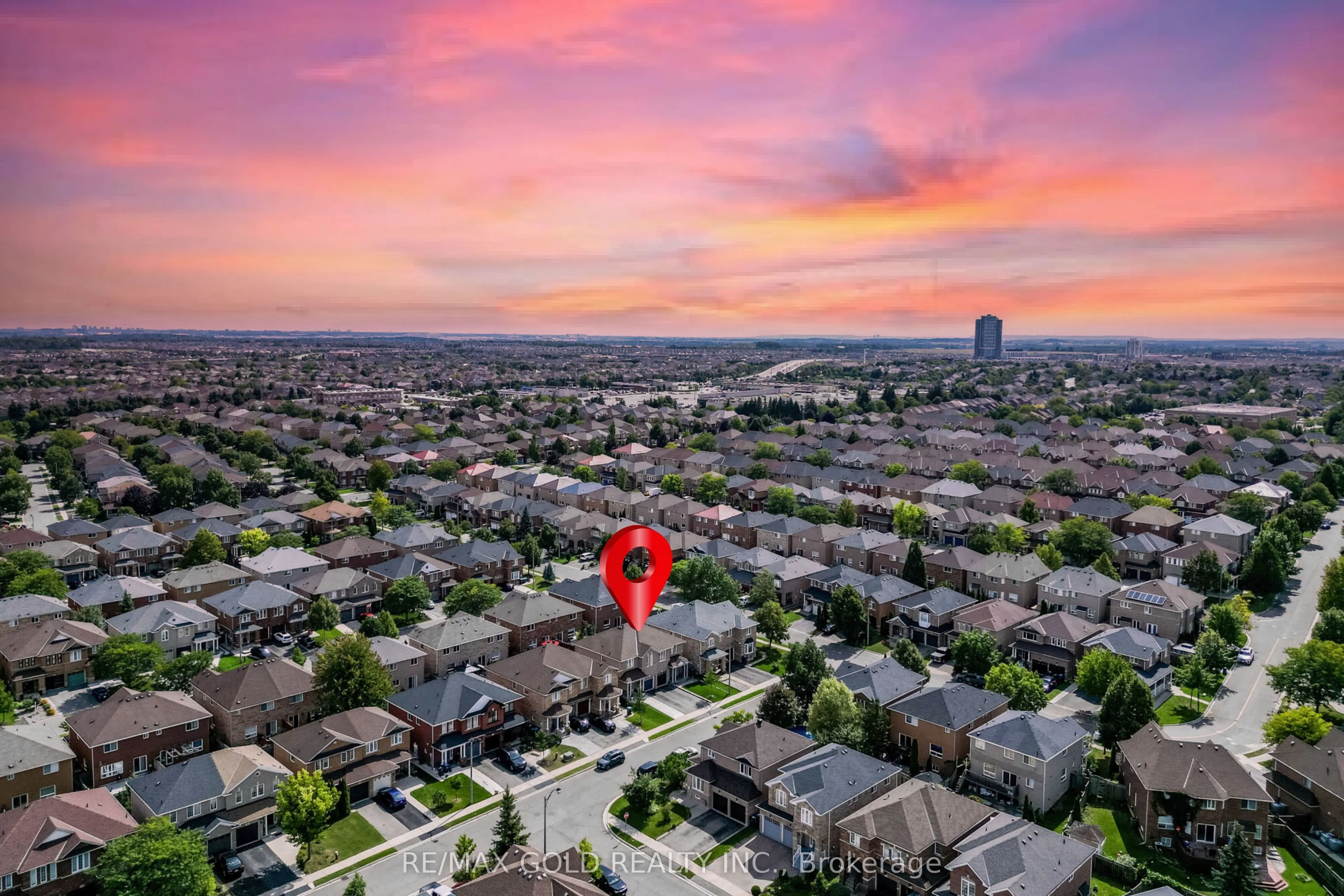 6 Mistdale Crescent