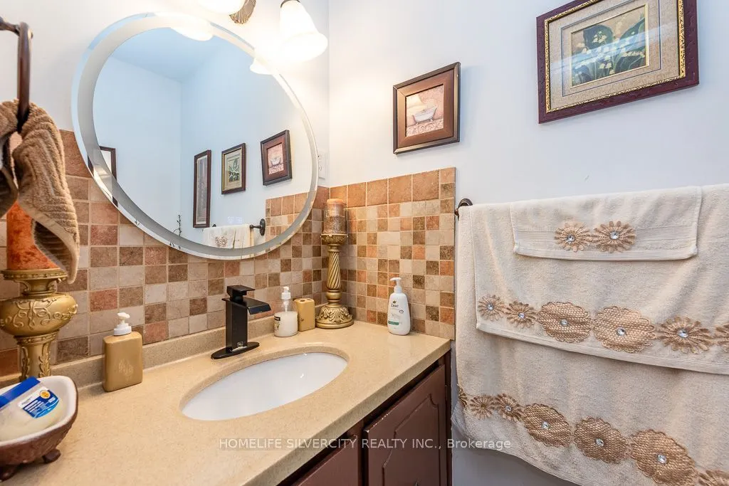 900 Central Park Drive #36