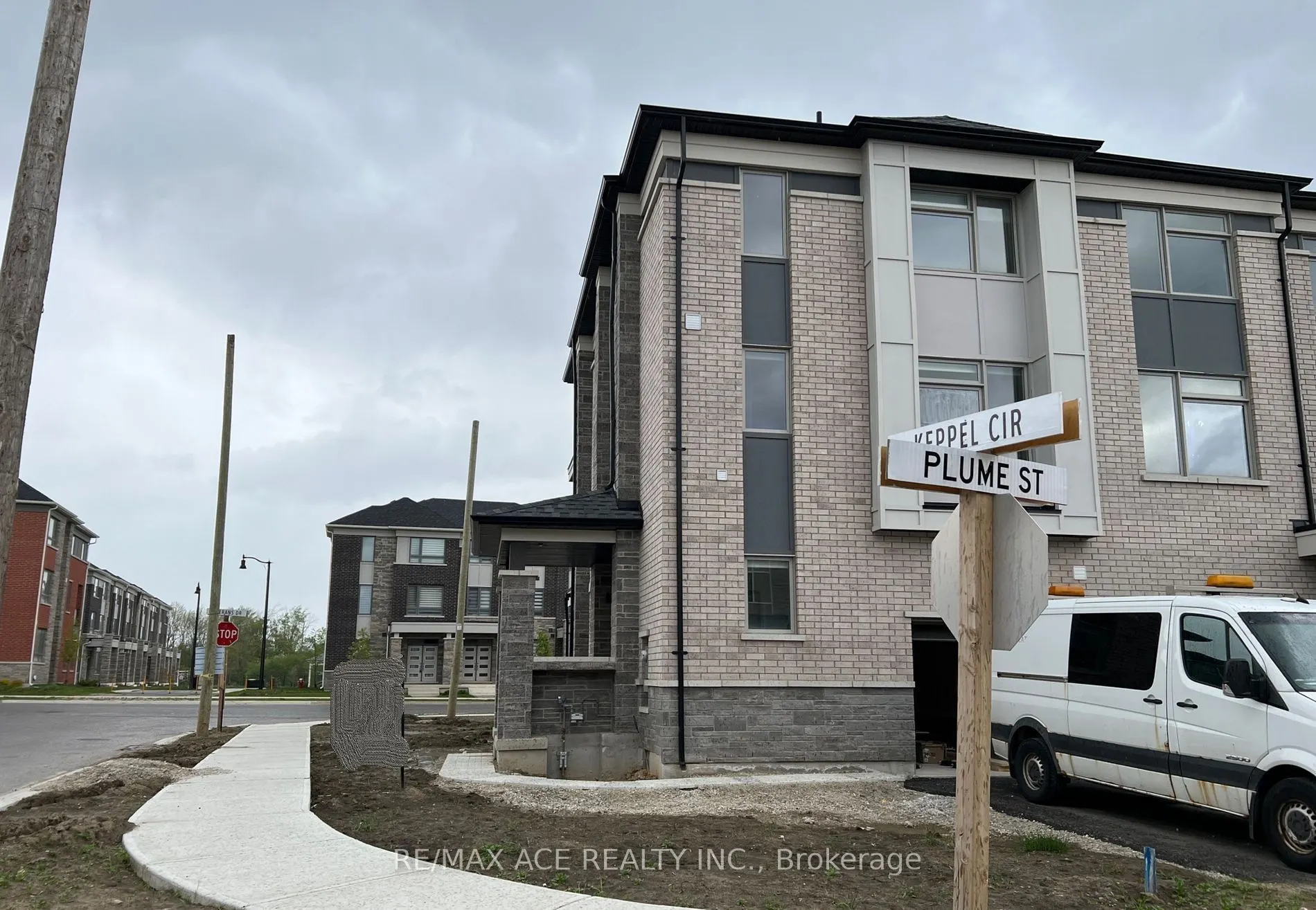 2 Plume Street #B